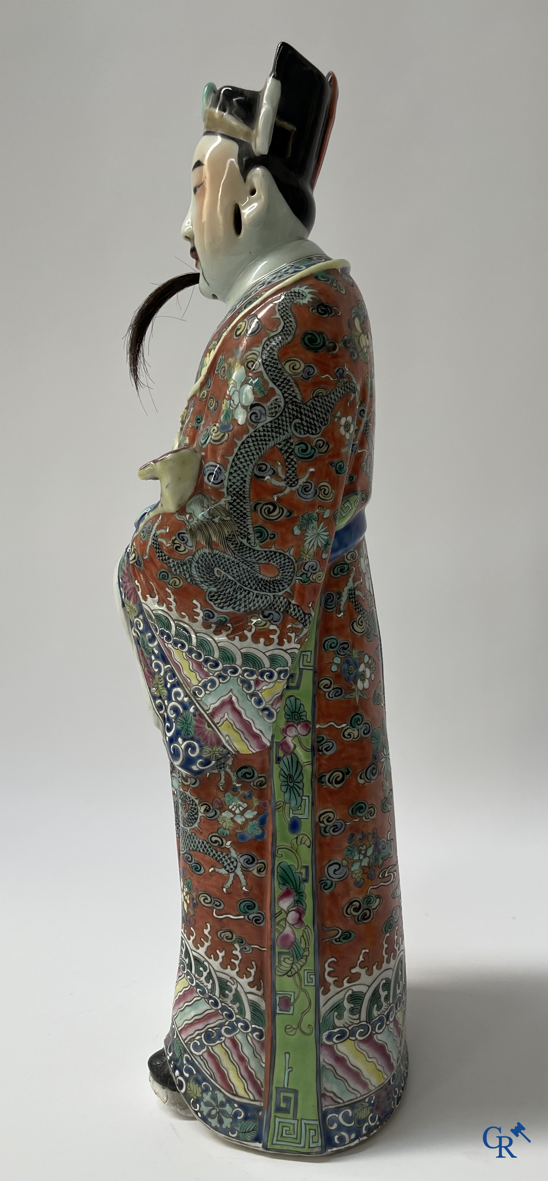 Aziatica, Chinees porselein. 3 Chinese famille rose figuren van onsterfelijken. 19de eeuw.