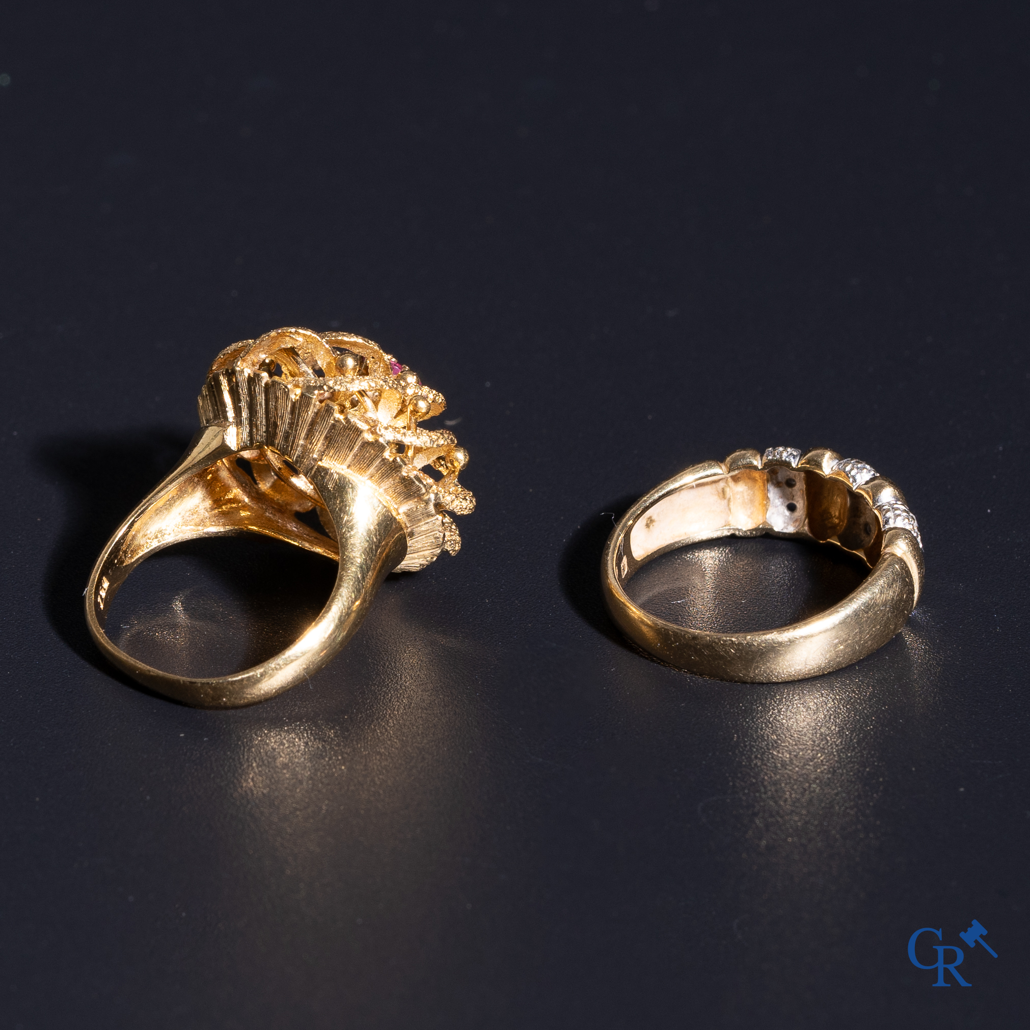 Jewellery: 2 rings in gold 18K (750°/00).