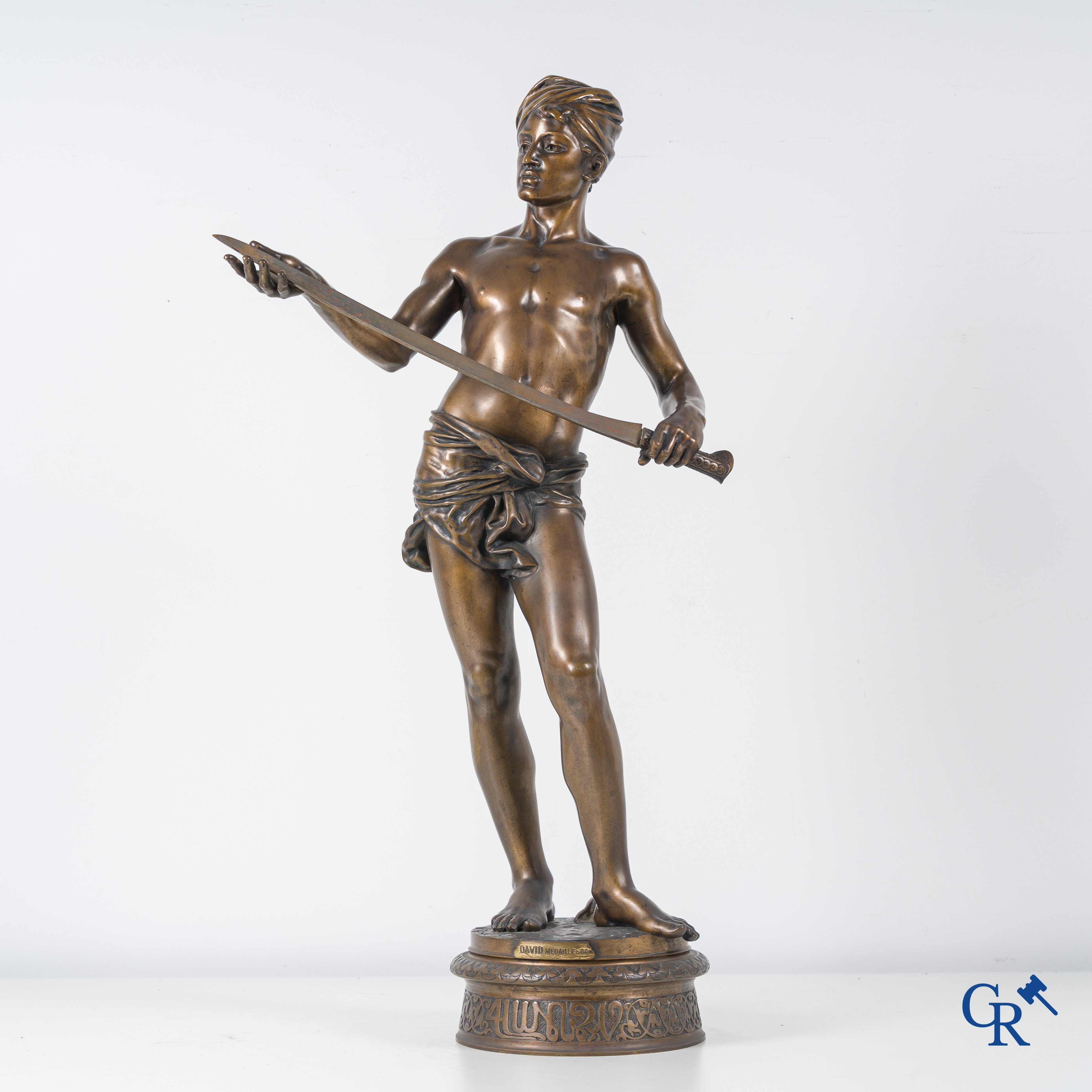 Jean Jules Cambos (1828-1917) "David", Medaille d'or. Bronze statue. 19th century.