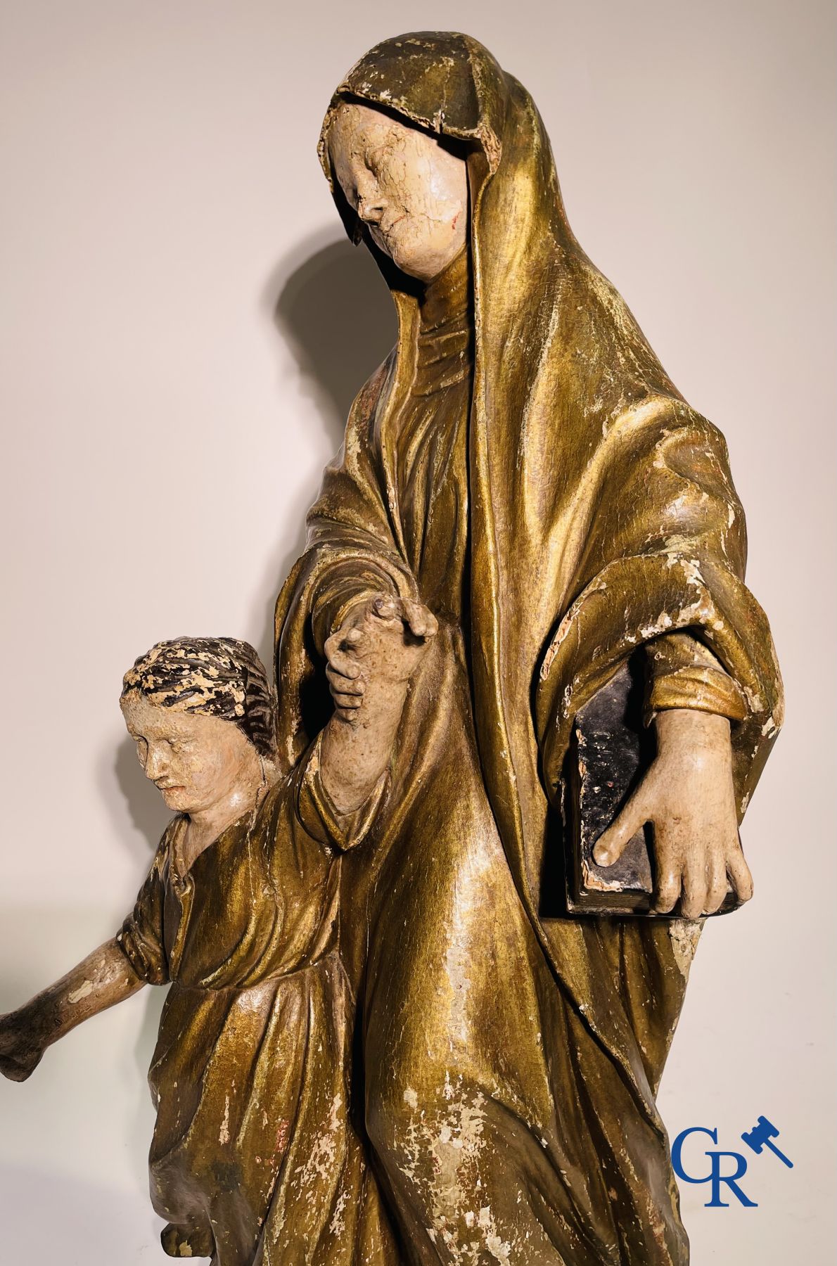 Wooden statue in polychrome wood 18th century.