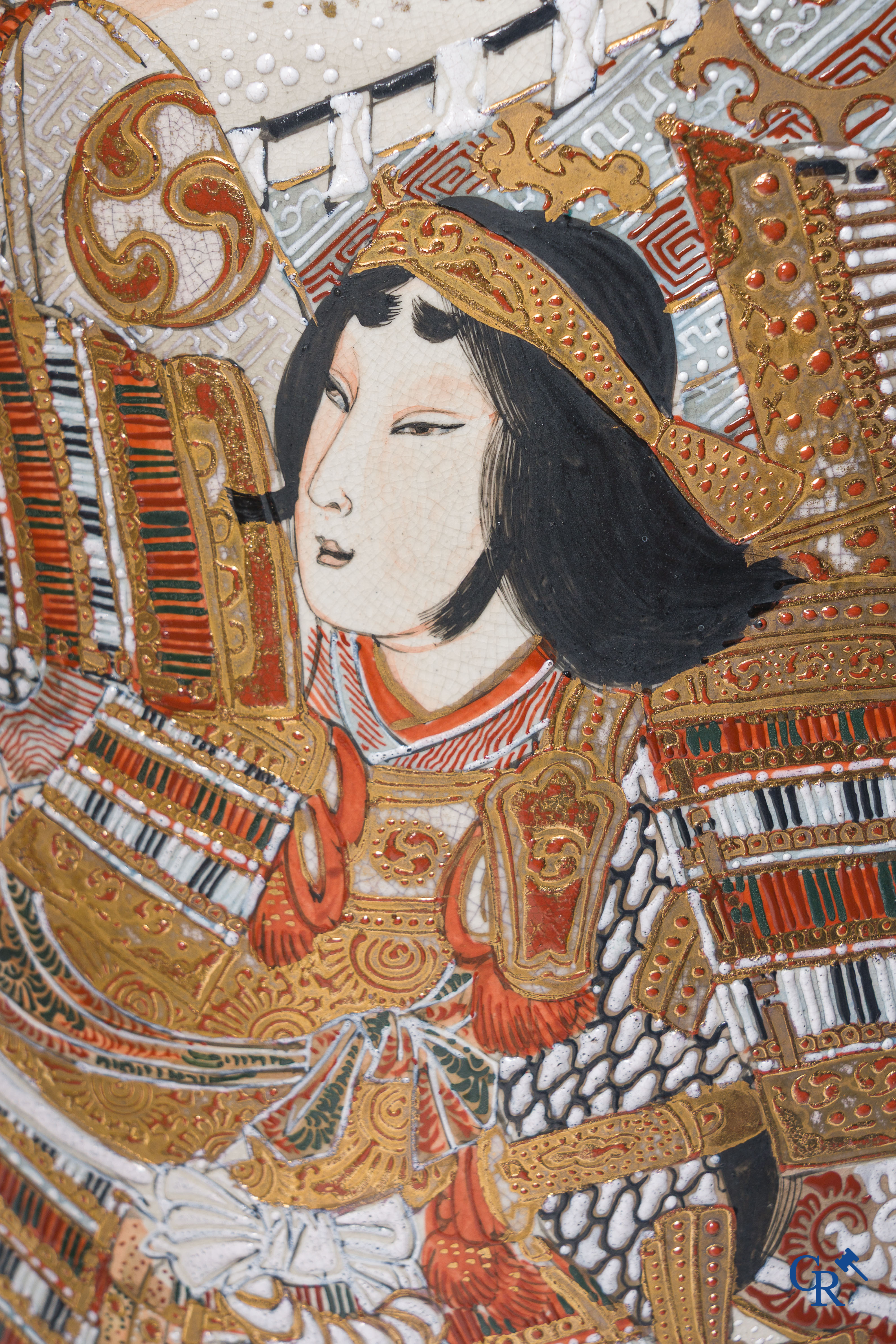 Aziatica. Japanse kunst. Uitzonderlijk groot paar fijn gedecoreerde Satsuma vazen. 19e eeuw.