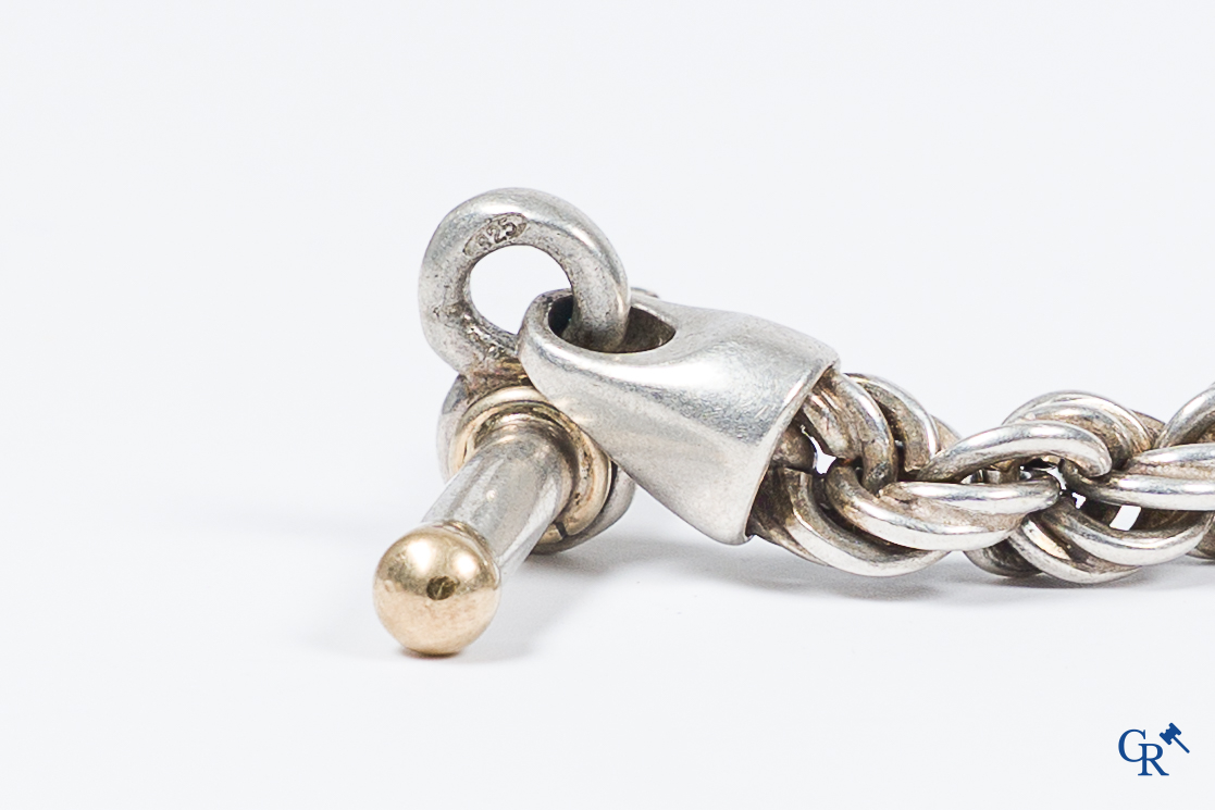 Juwelen. Lot met diverse juwelen in zilver.
