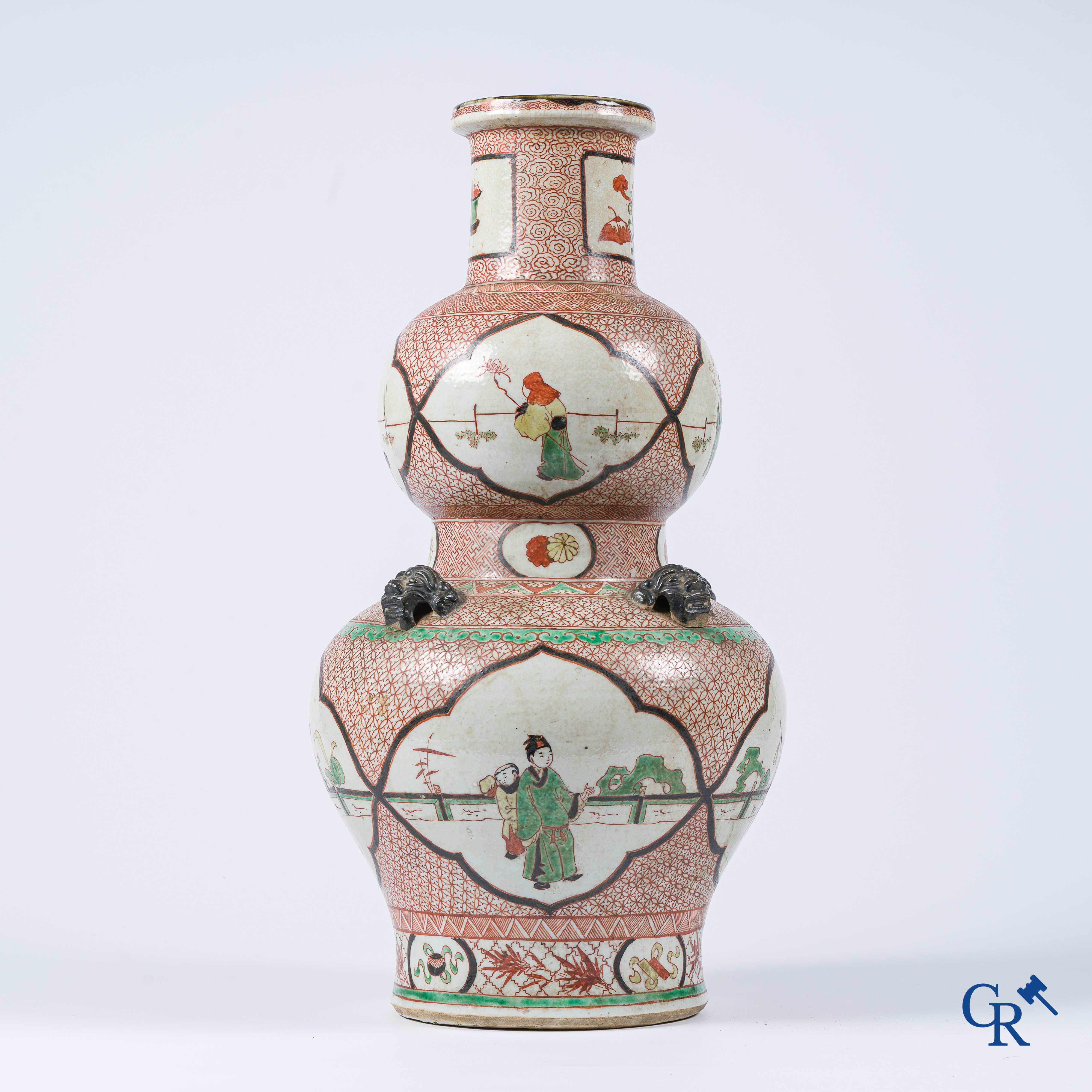 Aziatica. Chinees porselein. Een grote Chinese dubbel gourd vaas. 18e-19e eeuw.