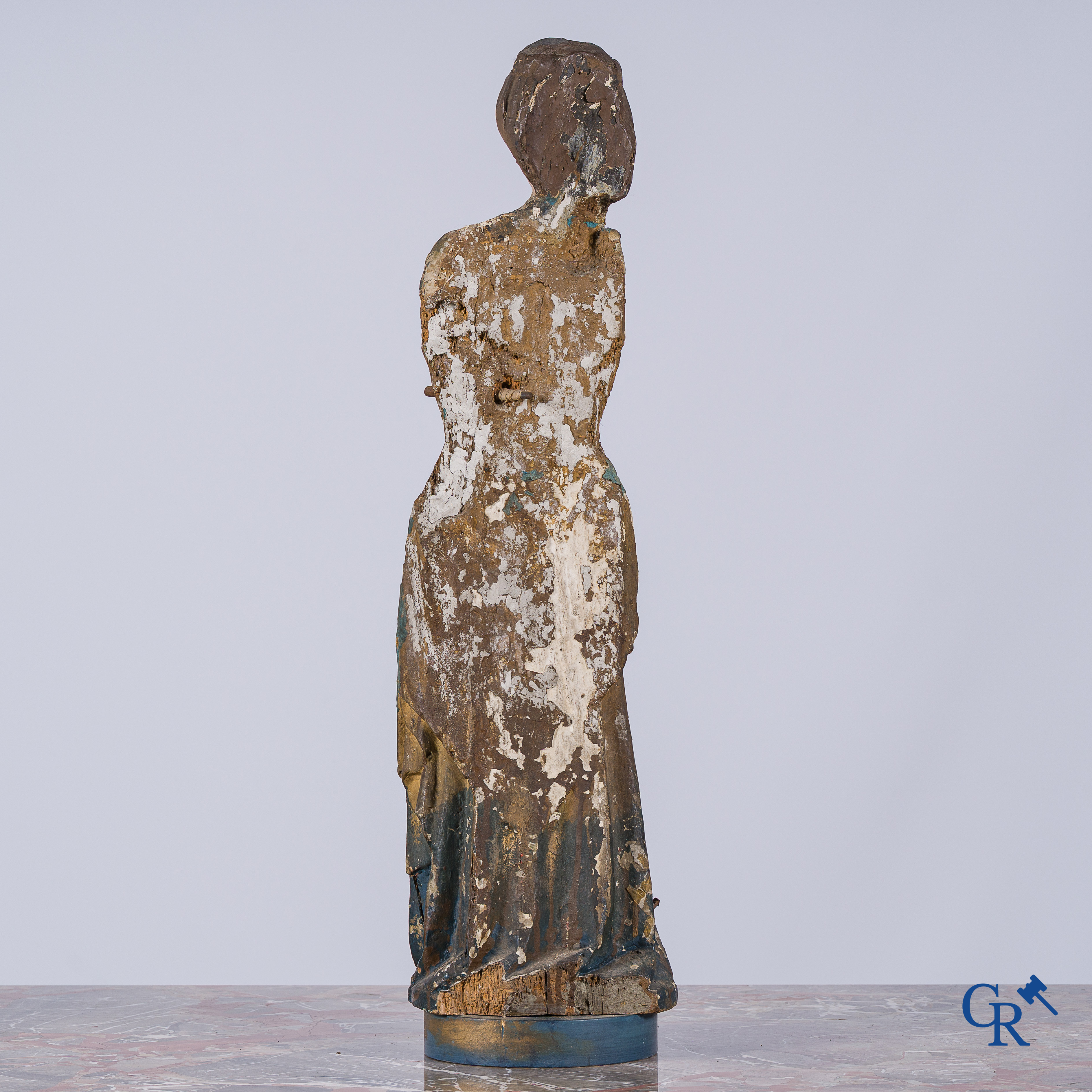 Religieuze objecten. Houtgesculpteerd en gepolychromeerd processiebeeld. 18e eeuw.