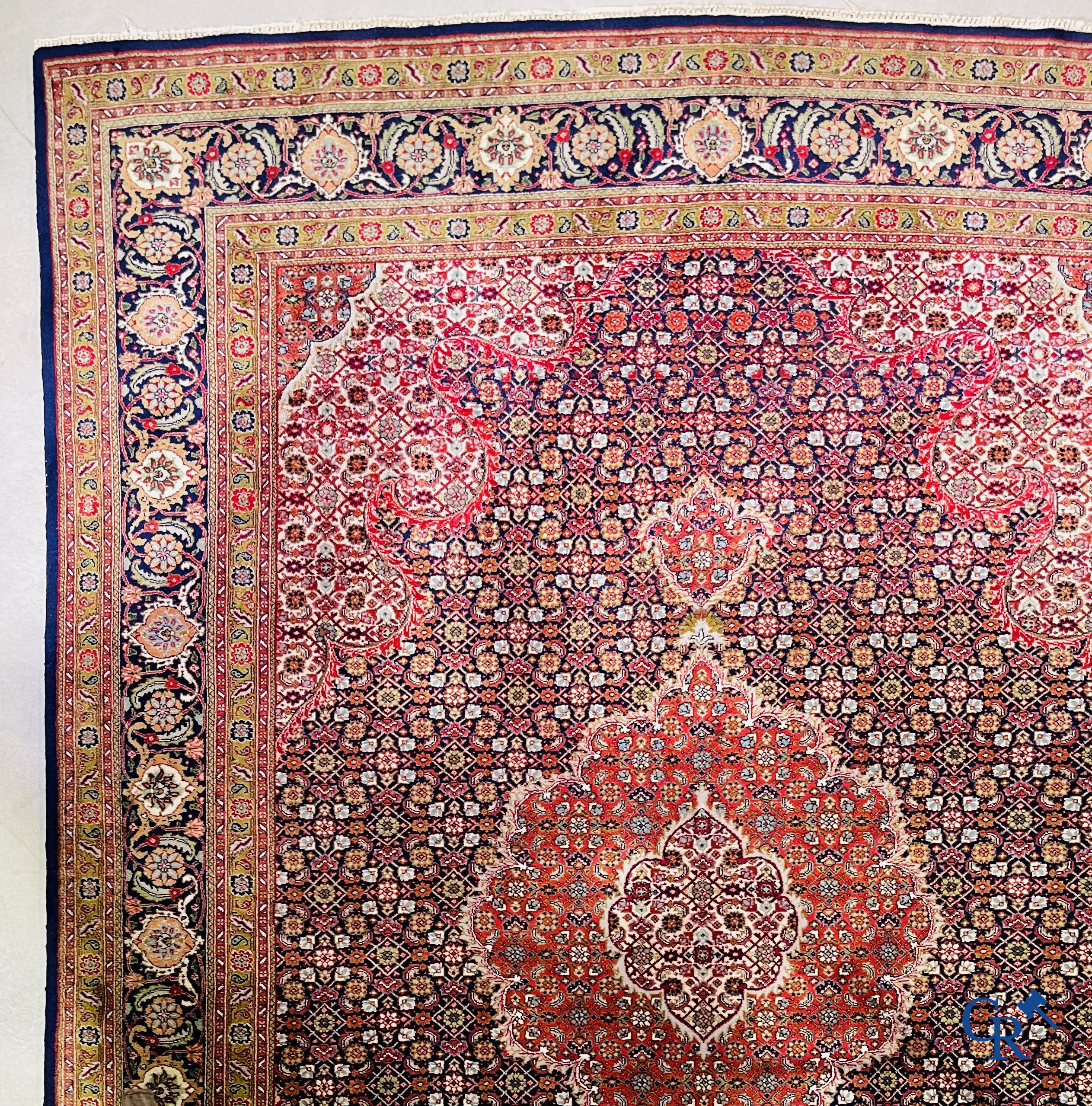 Oosterse tapijten: Tabriz. Groot handgeknoopt Perzisch tapijt.