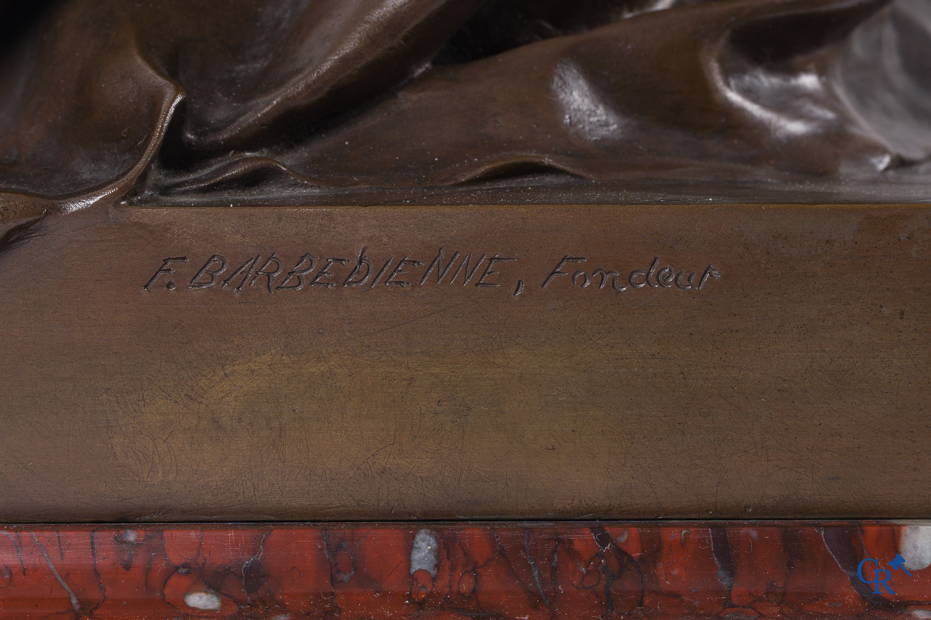 Jean Gautherin (1840-1890) en gieterij Barbedienne. Clotilde de Surville. Bronzen beeld met bruine patine.