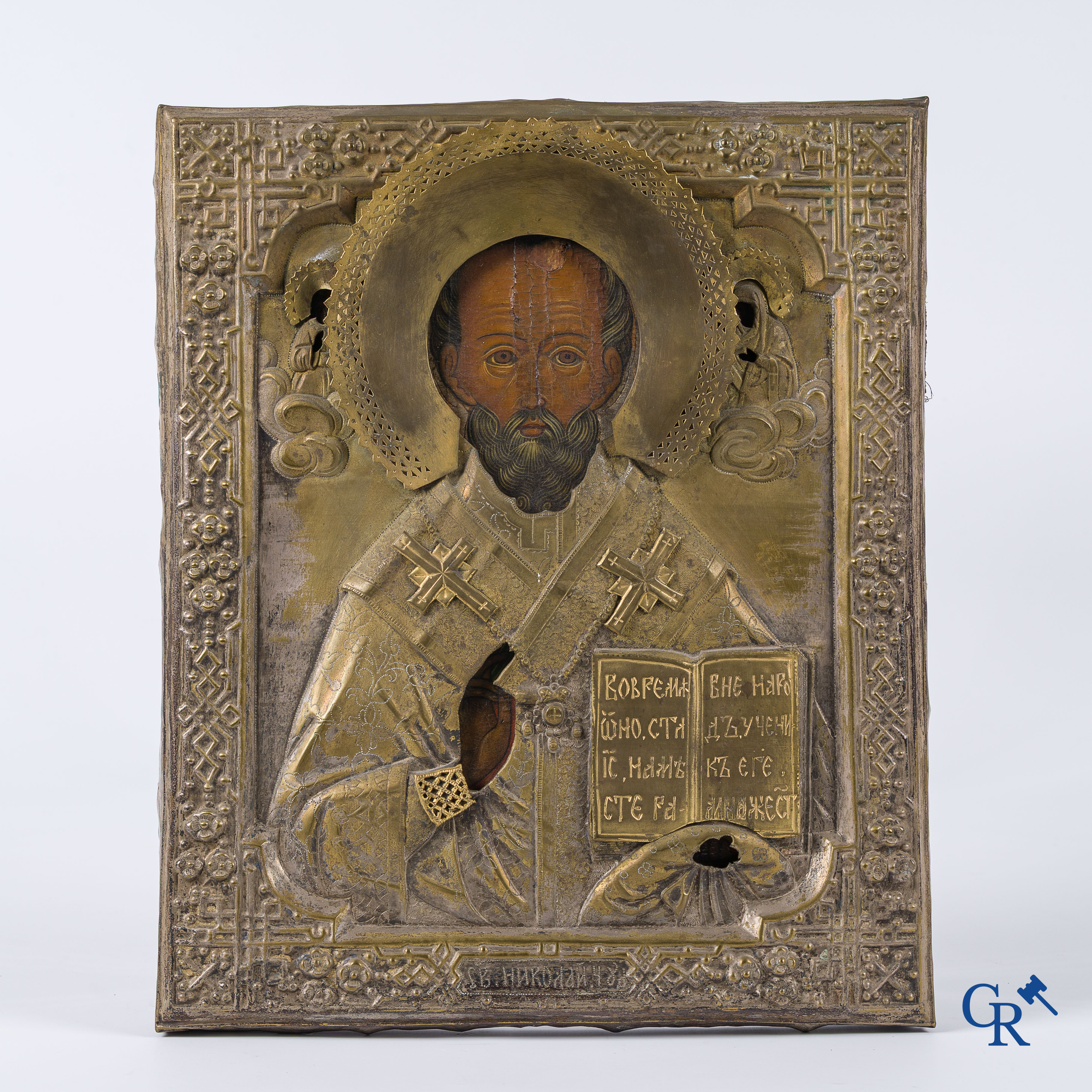 Icoon met voorstelling van Sint Nicolaas. Tempera op paneel. Oklad in messing. 19e eeuw.