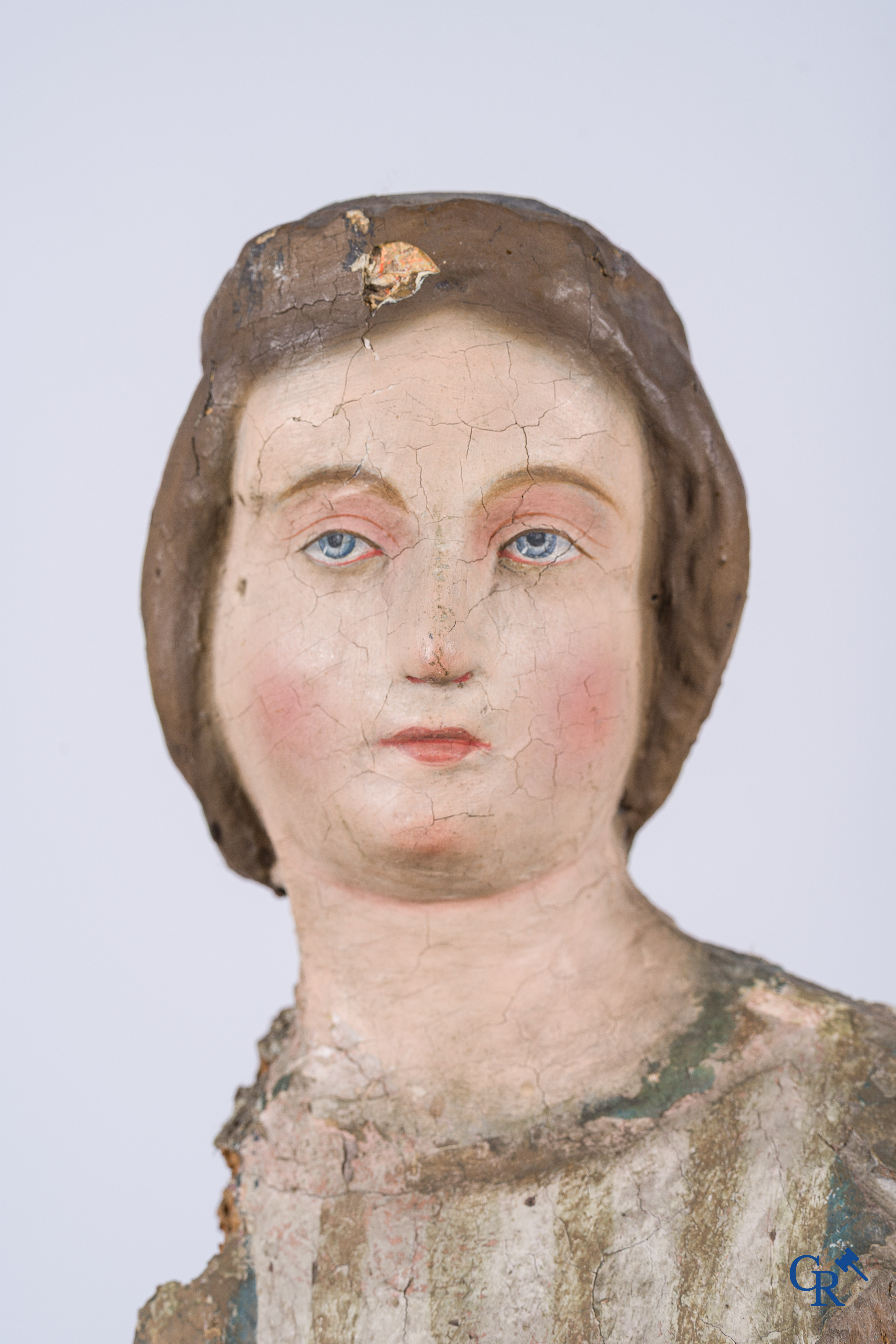 Religieuze objecten. Houtgesculpteerd en gepolychromeerd processiebeeld. 18e eeuw.