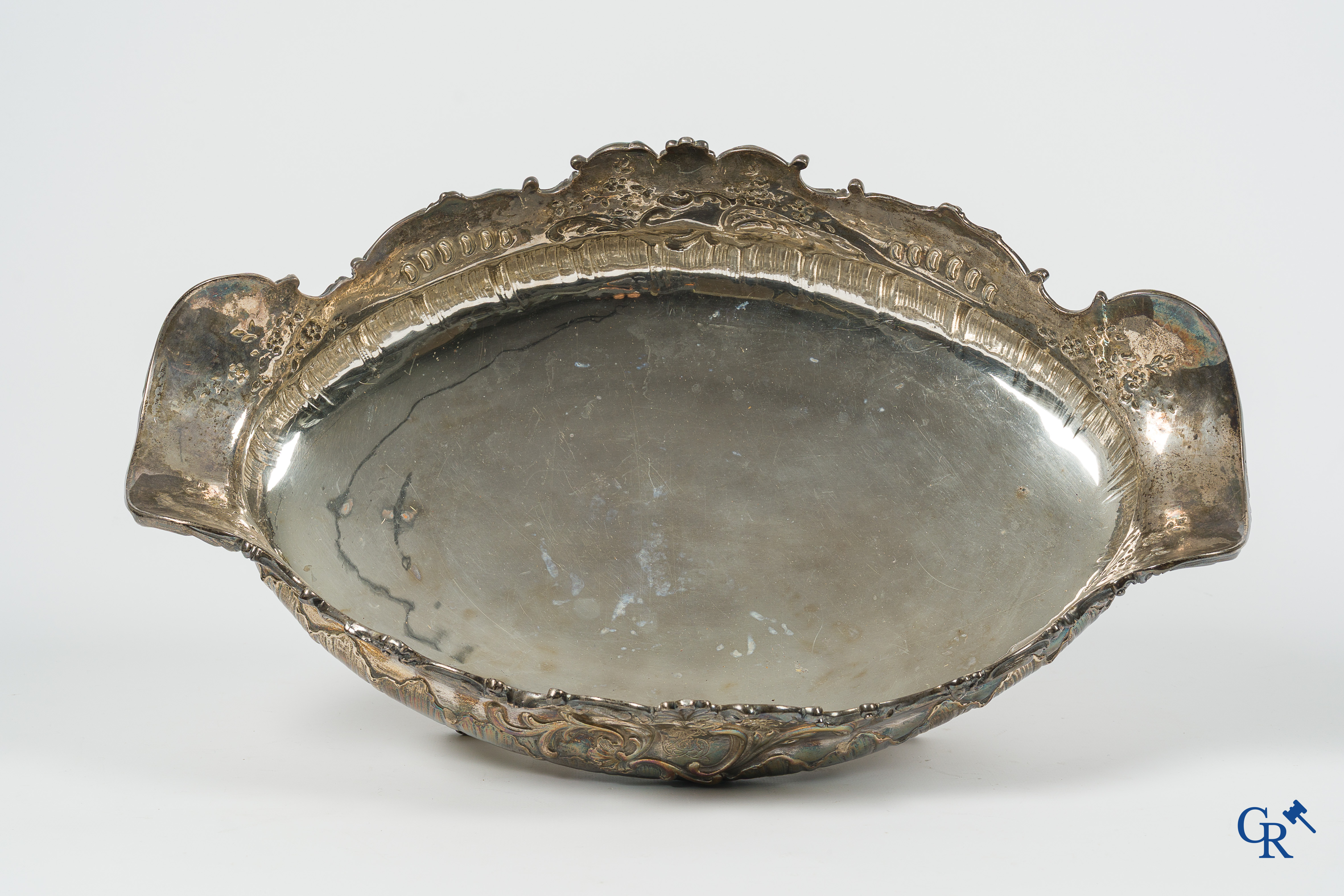 Silver. Decorative center piece or "milieu de table" in silver. Marked with a Minerva head. LXV style.