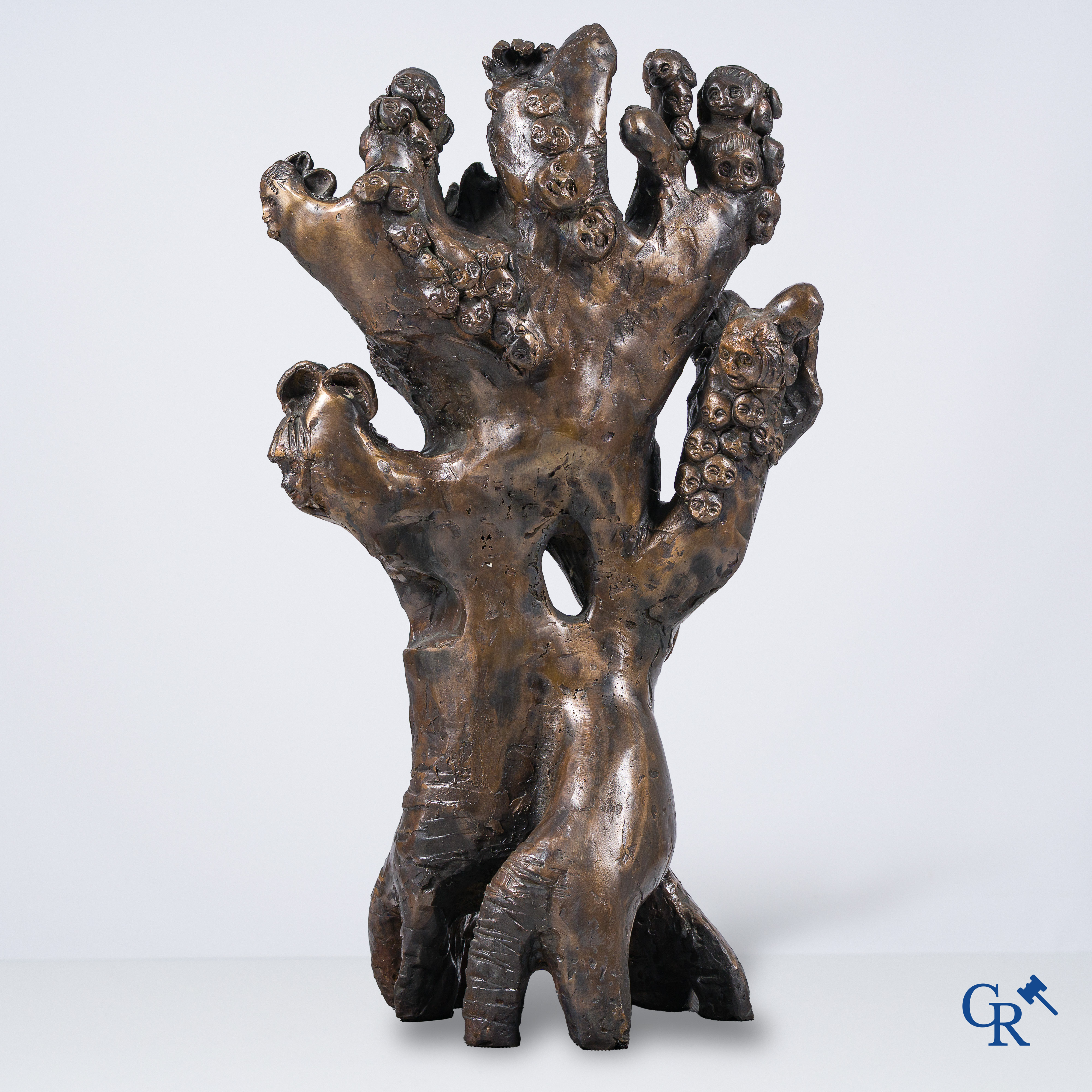 May Claerhout (1939-2016)(*) "De stamboom" Uitzonderlijk grote brons sculptuur. Gesigneerd.