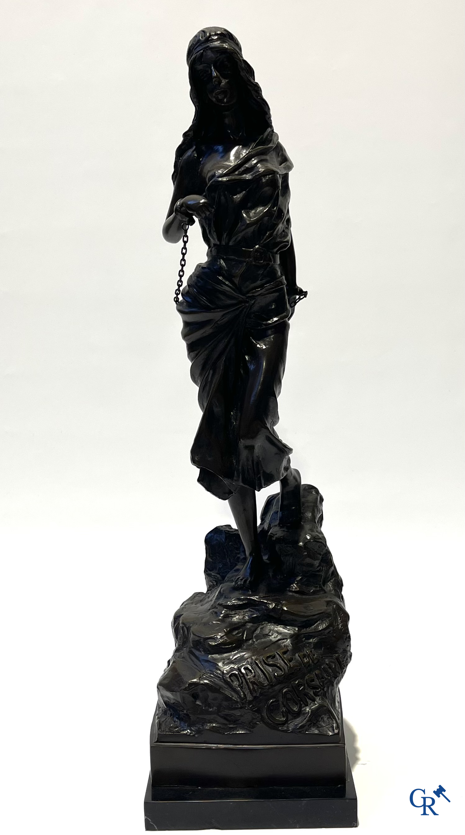 Bronze statue (posthumously) after Emmanuel Villanis. “Prise de corsaire”.