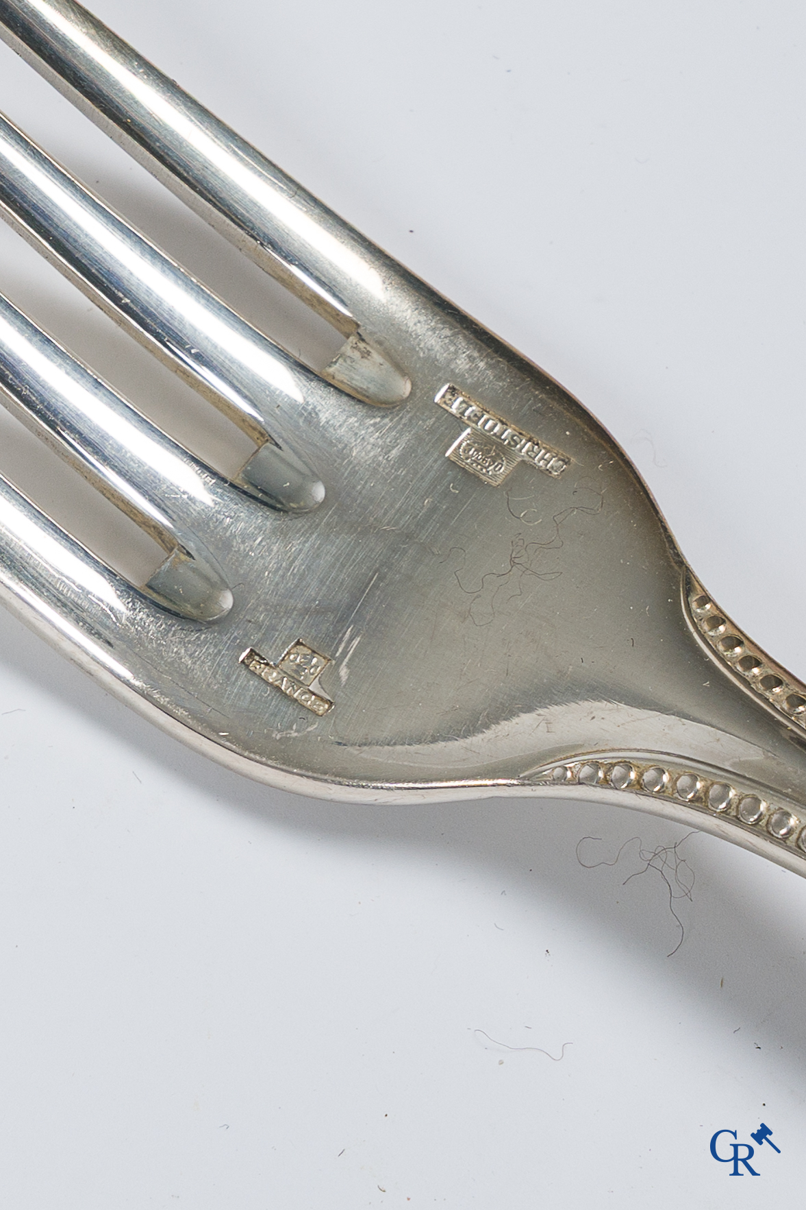 Christofle, Model Perle. Cutlery case with 120-piece cutlery for 18 people made of silver-plated metal.