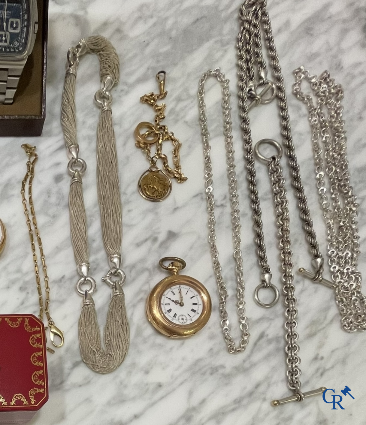 Antique pocket watch with 18 karat gold 750°/00 watch case.