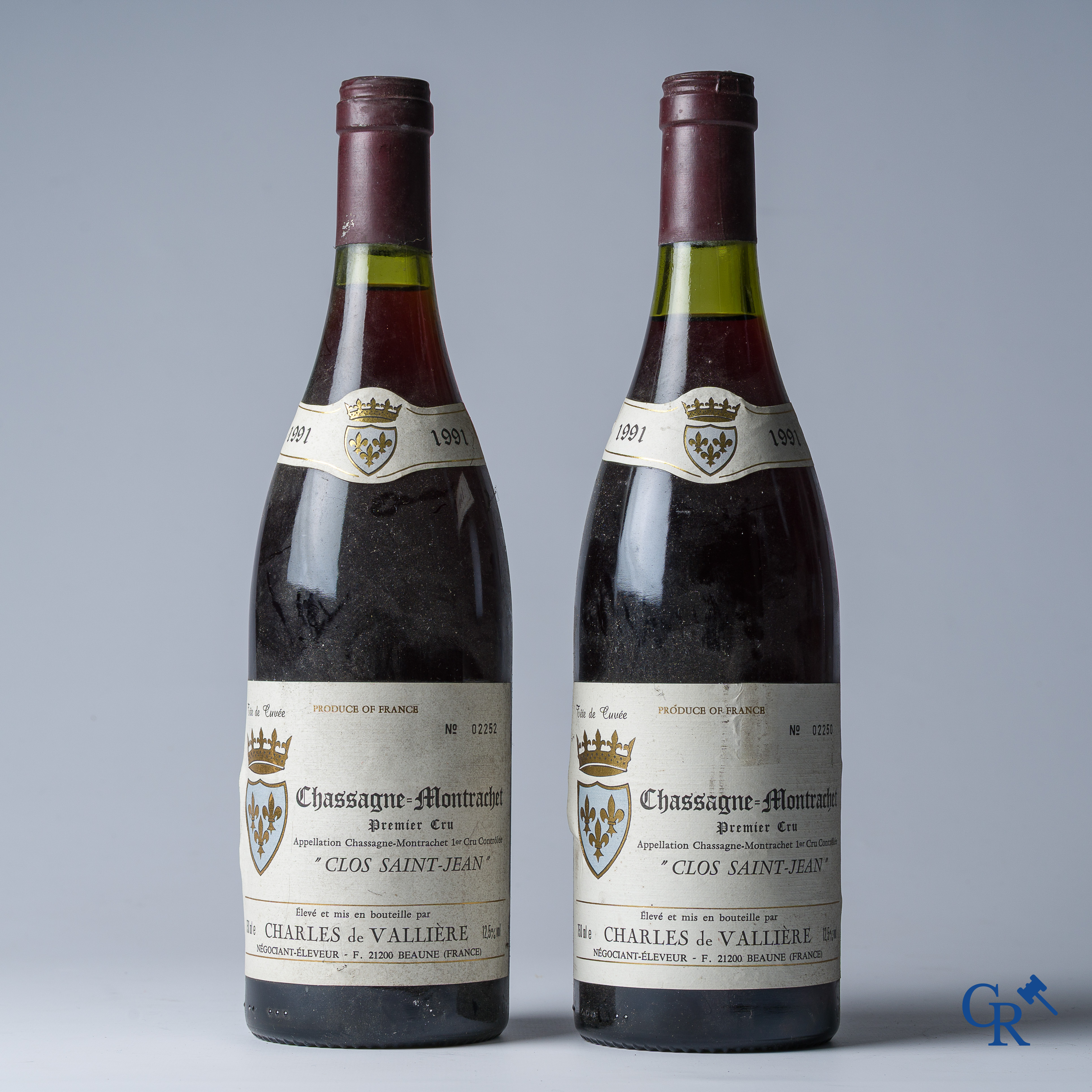 Wijnen. Chassagne-Montrachet Premier Cru, 1991. Clos Saint-Jean. Bourgogne.