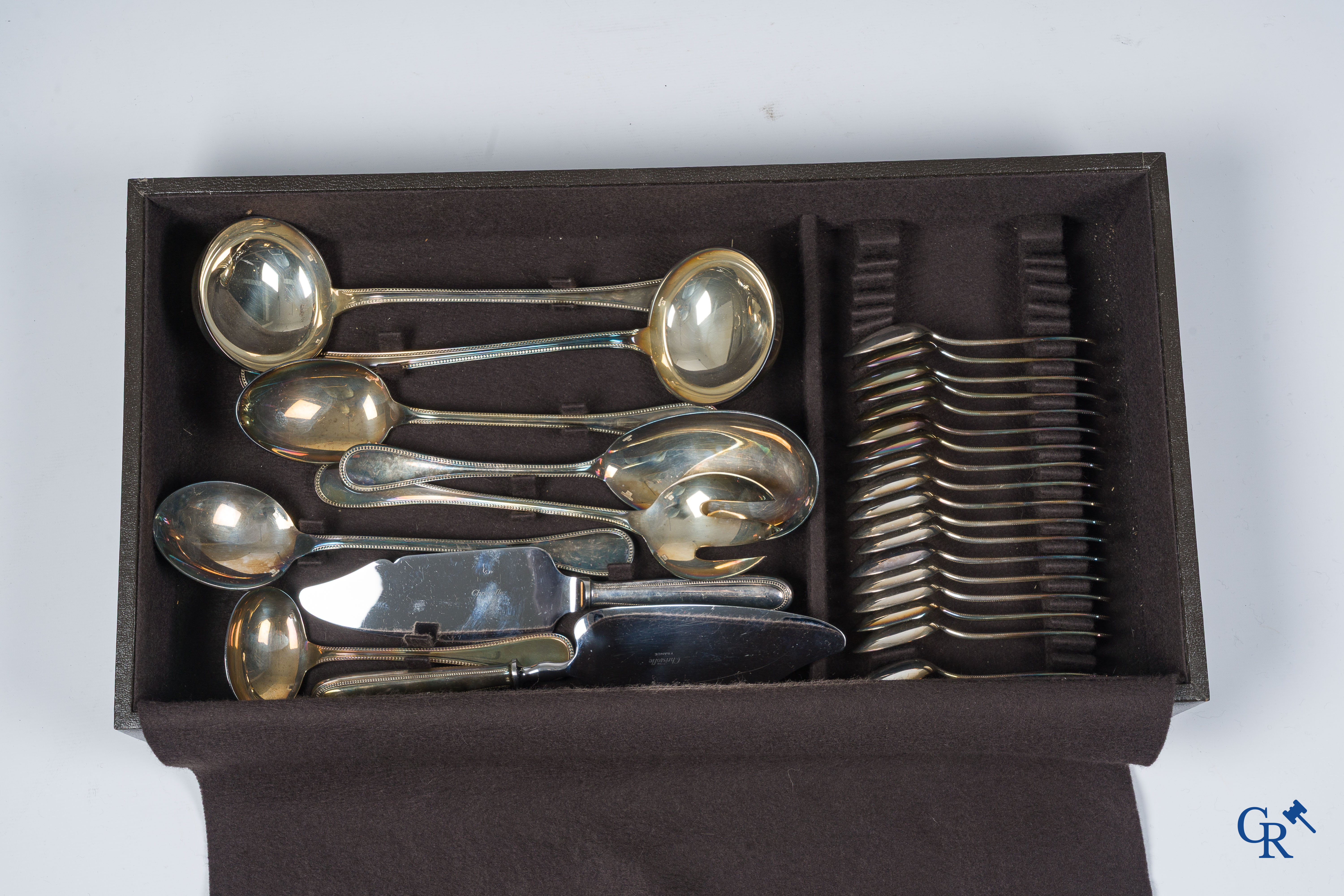 Christofle, Model Perle. Cutlery case with 120-piece cutlery for 18 people made of silver-plated metal.