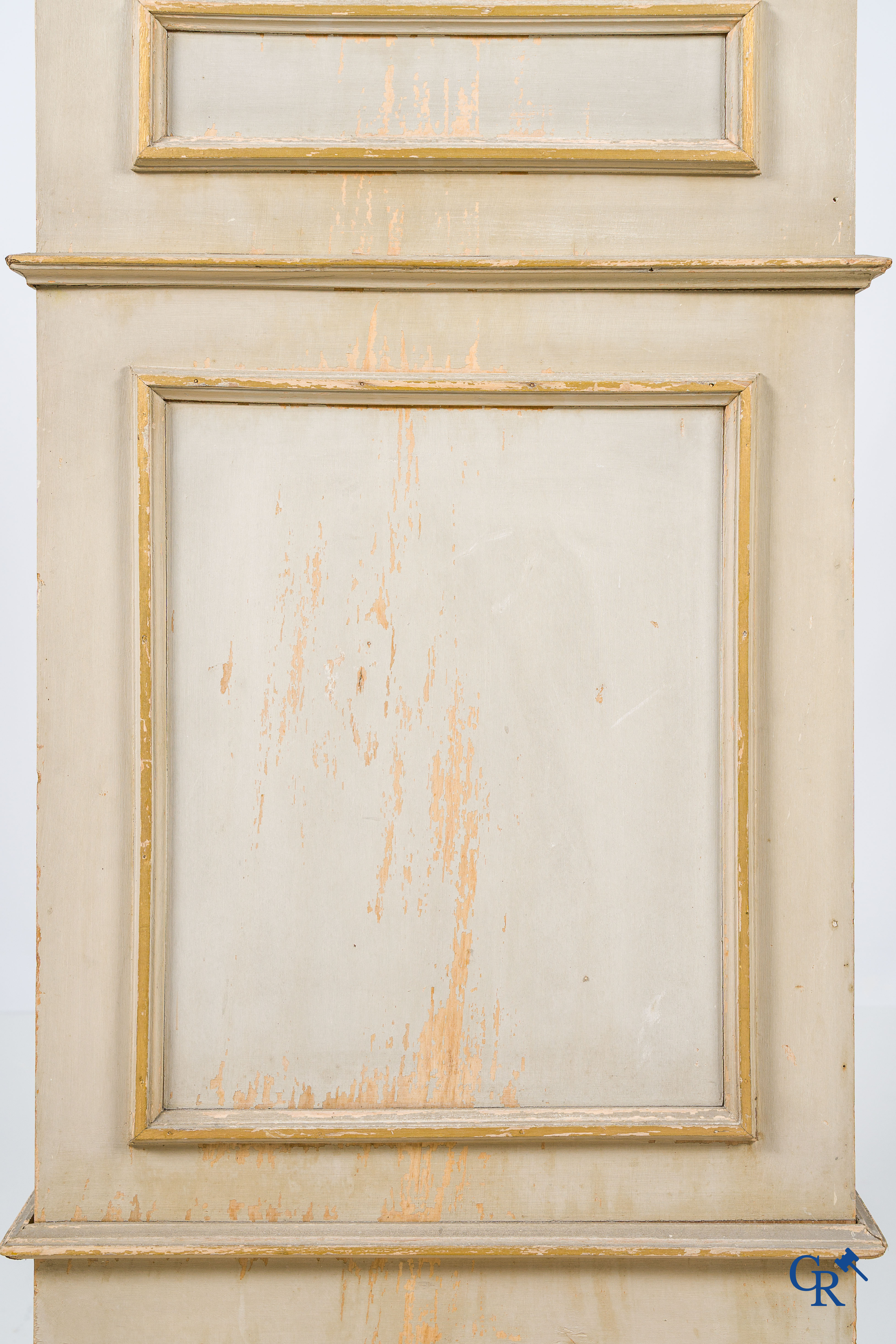 Large pedestal in patinated wood, circa 1900.