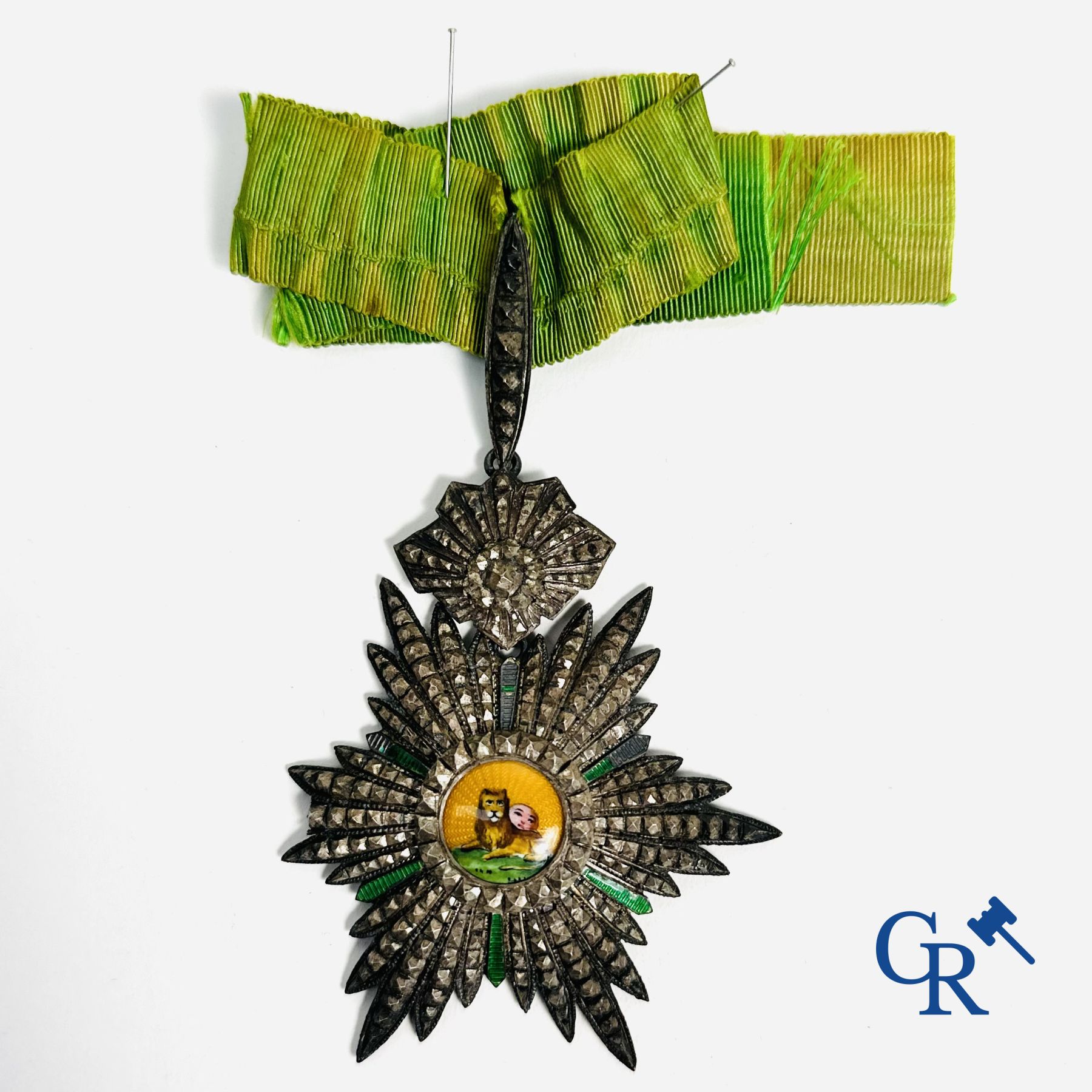 Médailles - Ordre Royal - Décorations militaires: Iran - Perse: Bijoux de commandeur en argent.