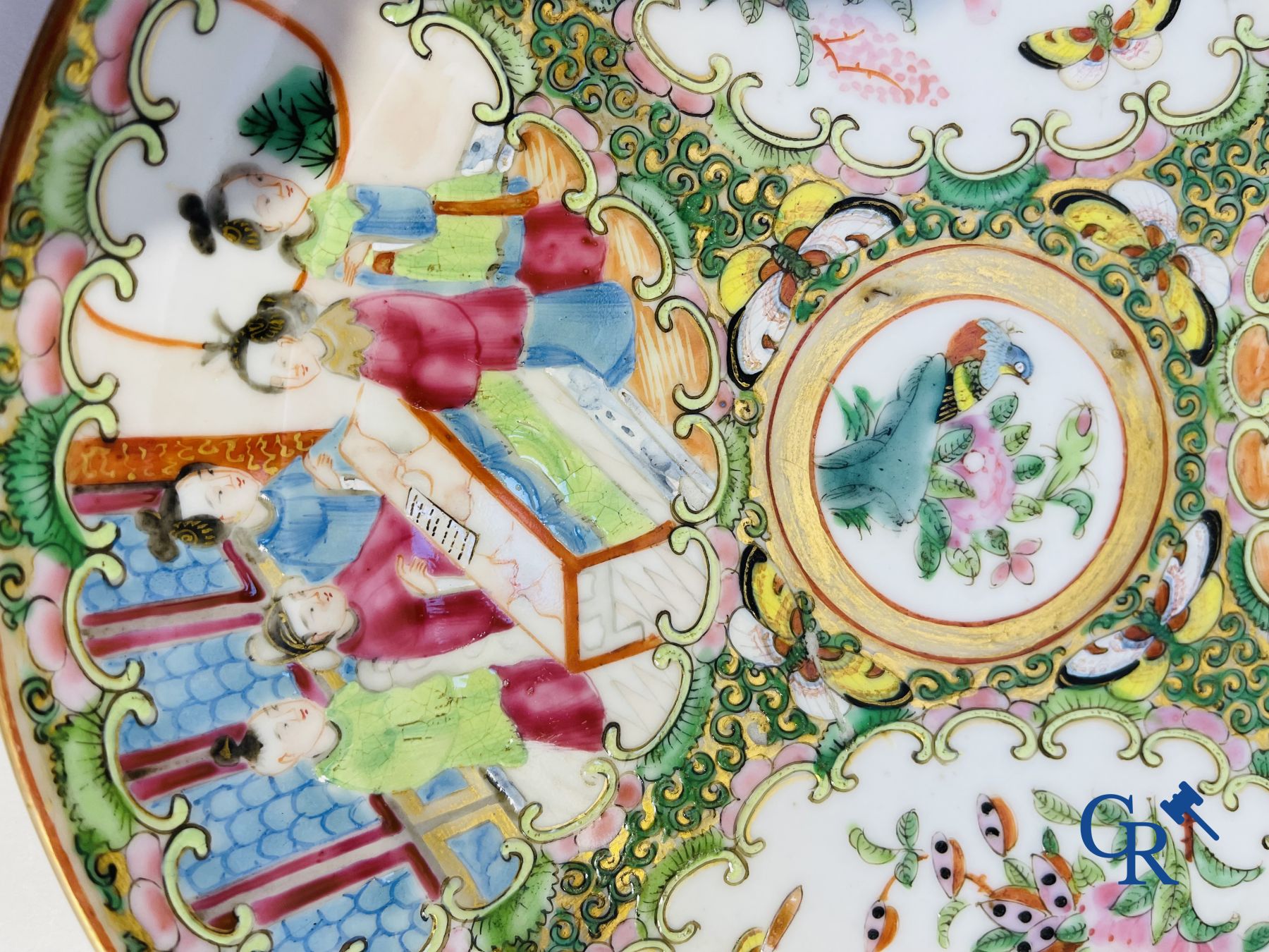 Porcelaine chinoise: 16 pièces de porcelaine chinoise XVIIIème et XIXème.