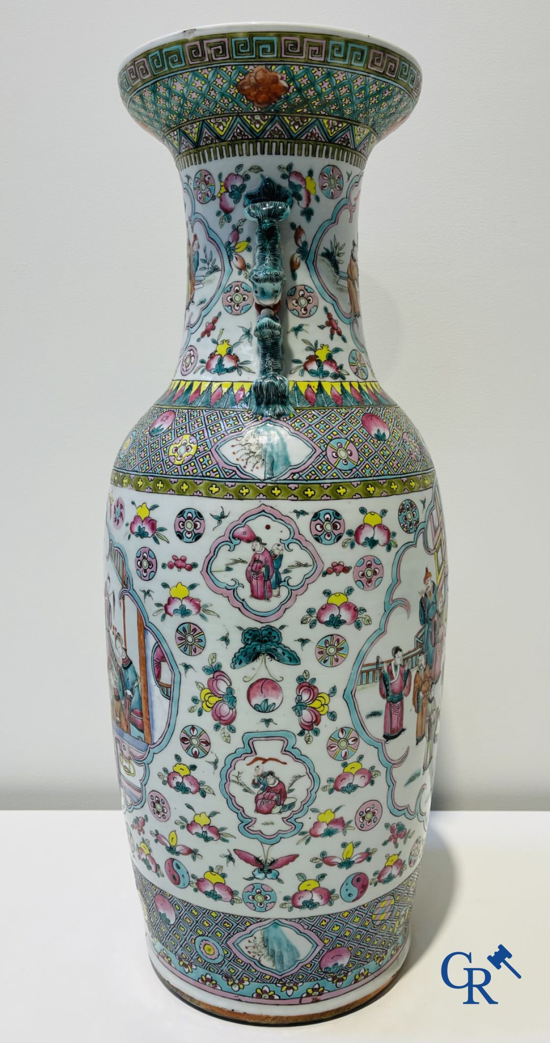 Asian art: Chinese porcelain, a pair of Chinese famille rose vases with court scenes. 19th century.