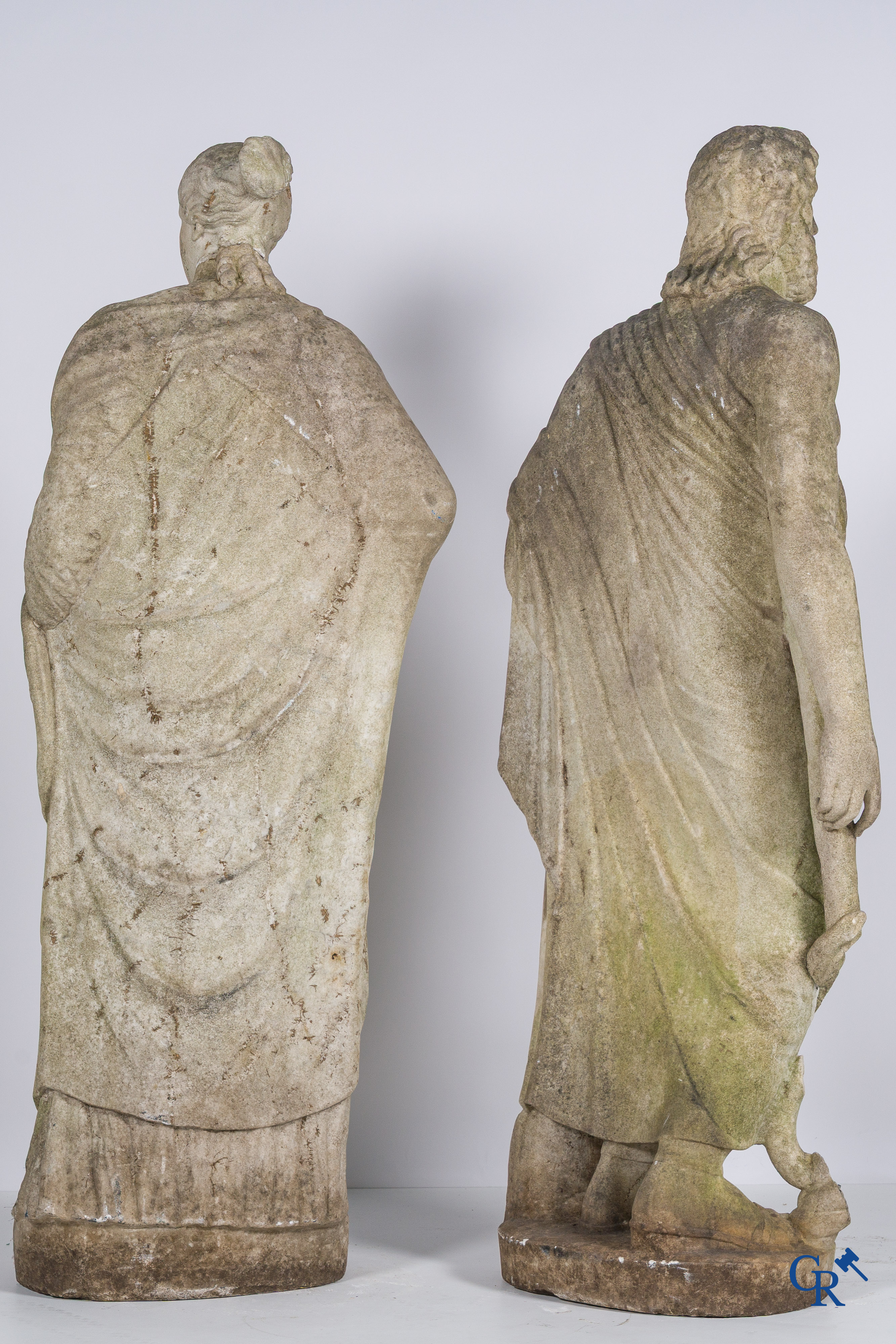 2 Imposante sculpturen in gebeeldhouwd marmer. De Romeinse godin Cerès en de Griekse god Asklepios. Circa 1700-1750.