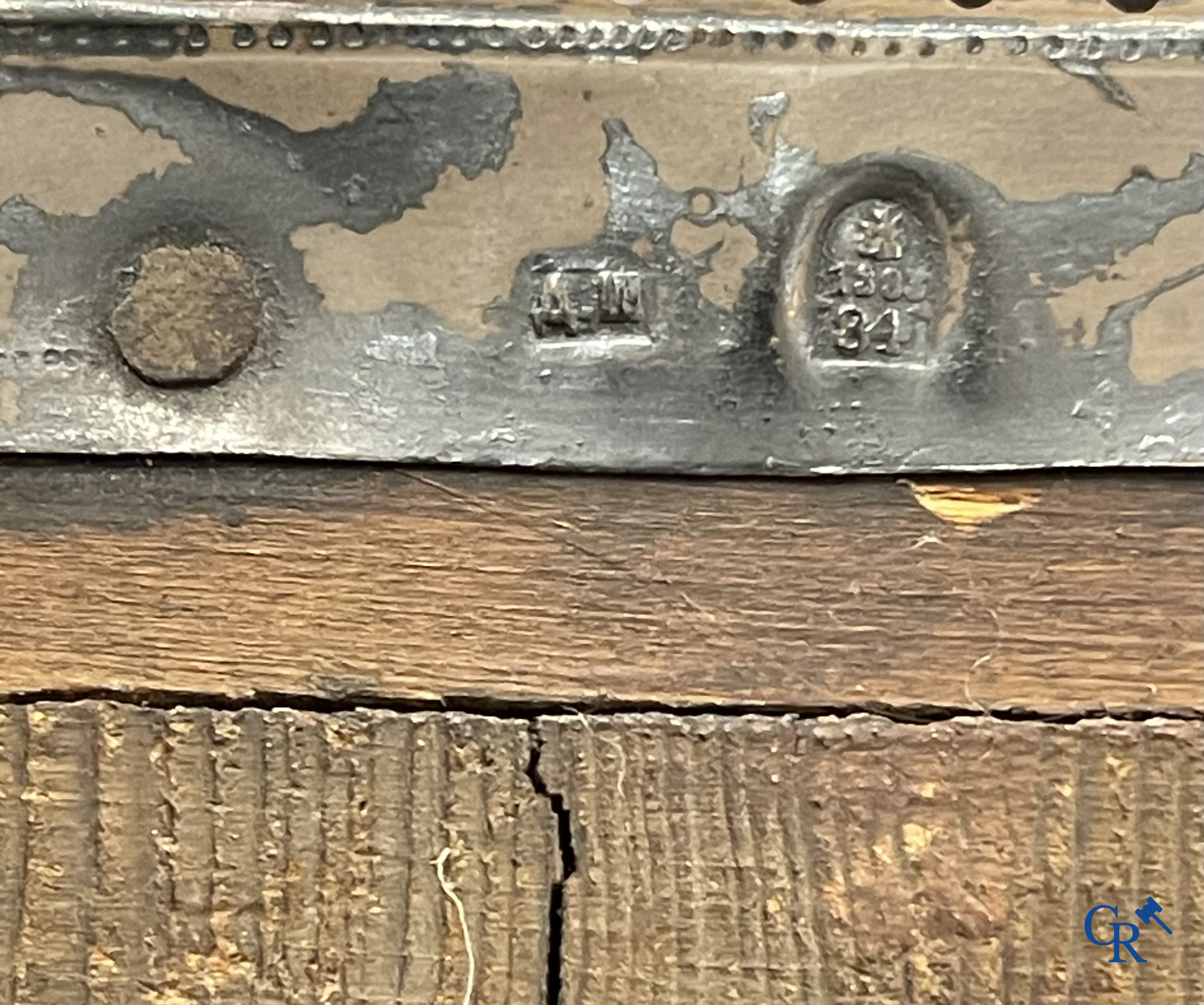 Russisch werk. De geboorte van Jezus. Grote Russische icoon met zilver oklad. Zilvergehalte 84 en gedateerd 1883.