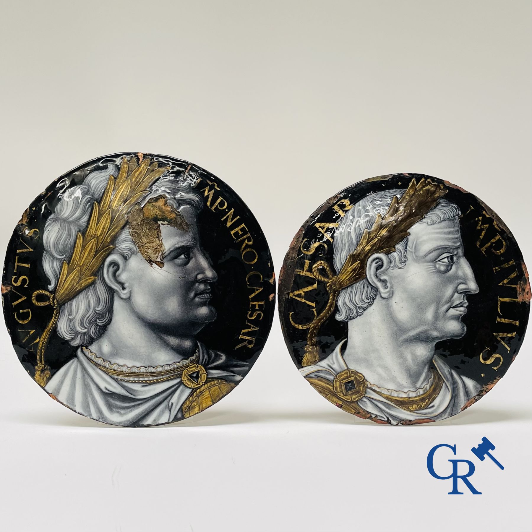 Limoges: In the manner of Jacques Laudin I. 2 medallions with the profile of Emperor Nero and Julius Caesar. 17th century.