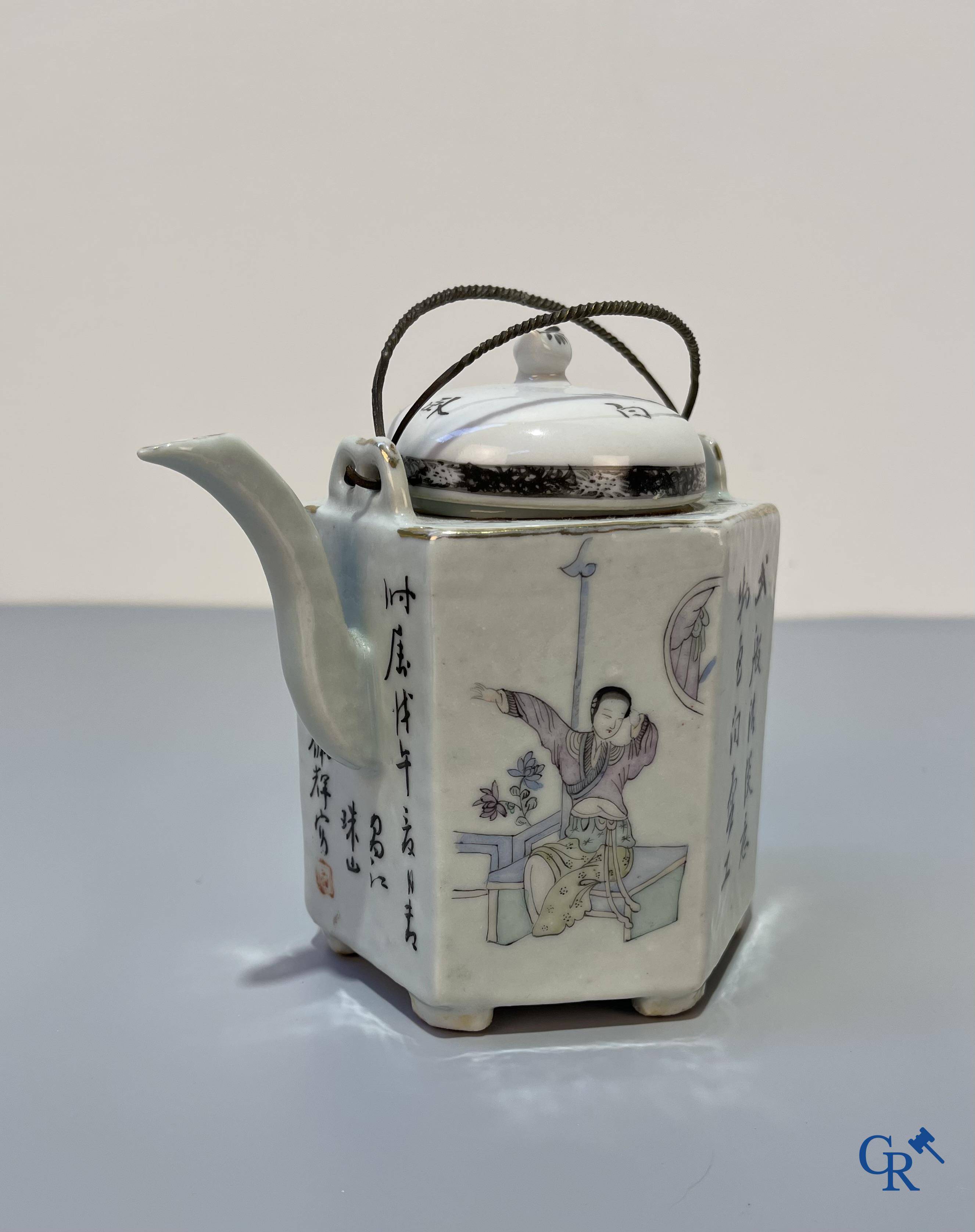 Asian Art, Chinese porcelain, a hexagonal Chinese teapot. Marked.