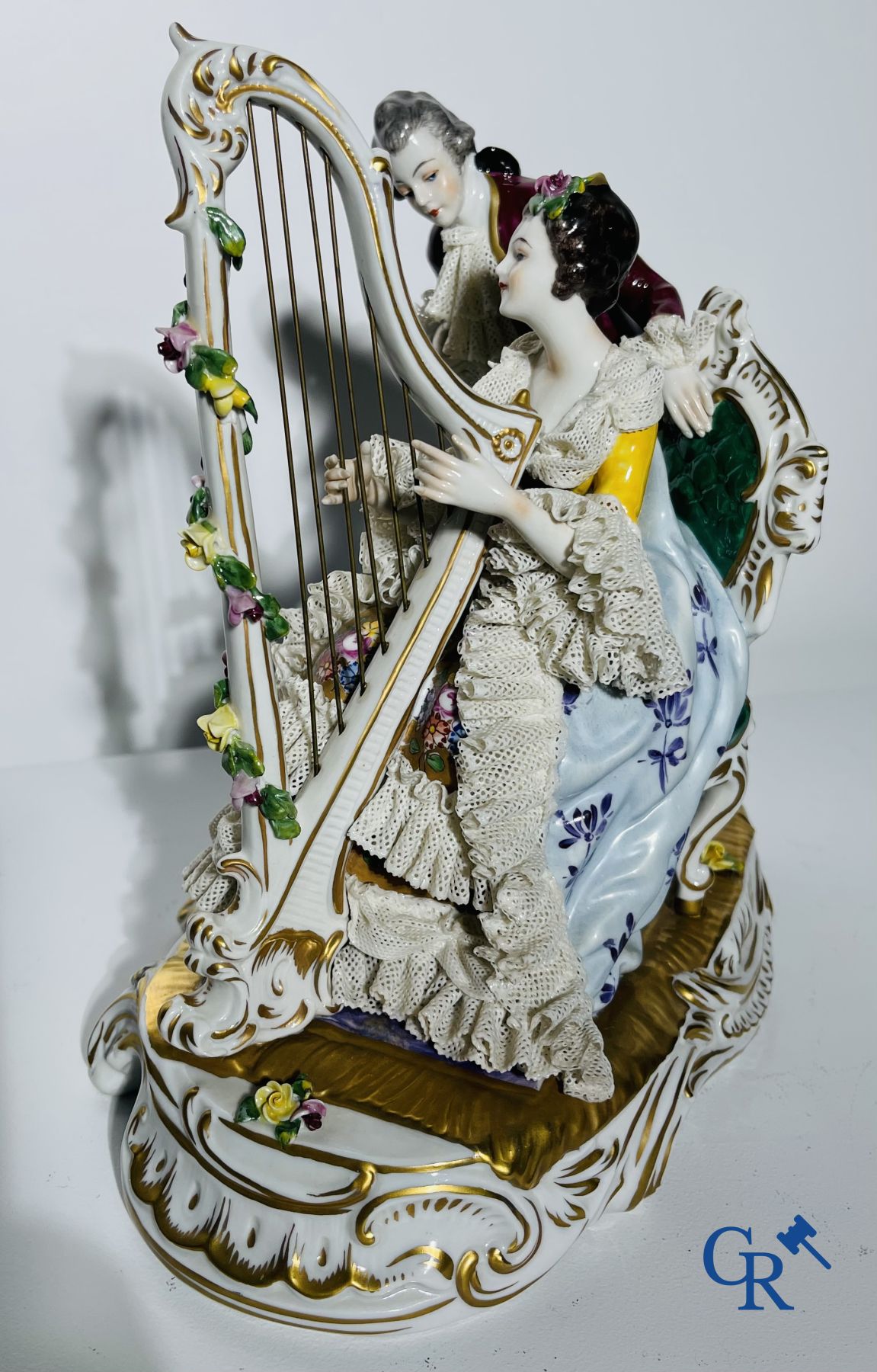 Porcelain: Volkstedt Rudolstadt: "The harpist"