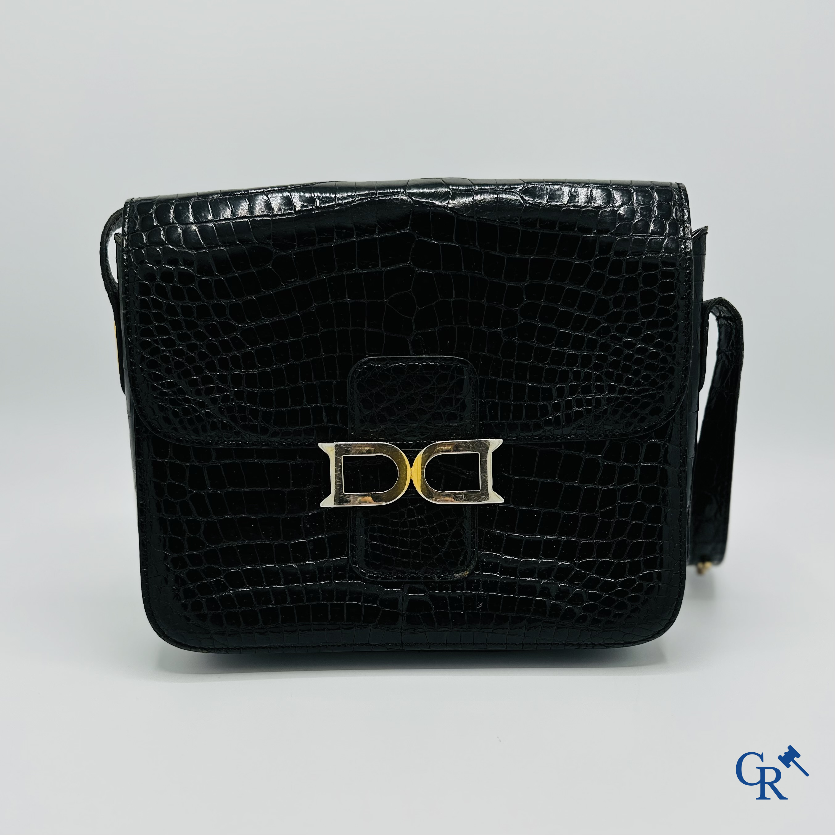 Delvaux: Handbag in black leather.<br />
Good condition.