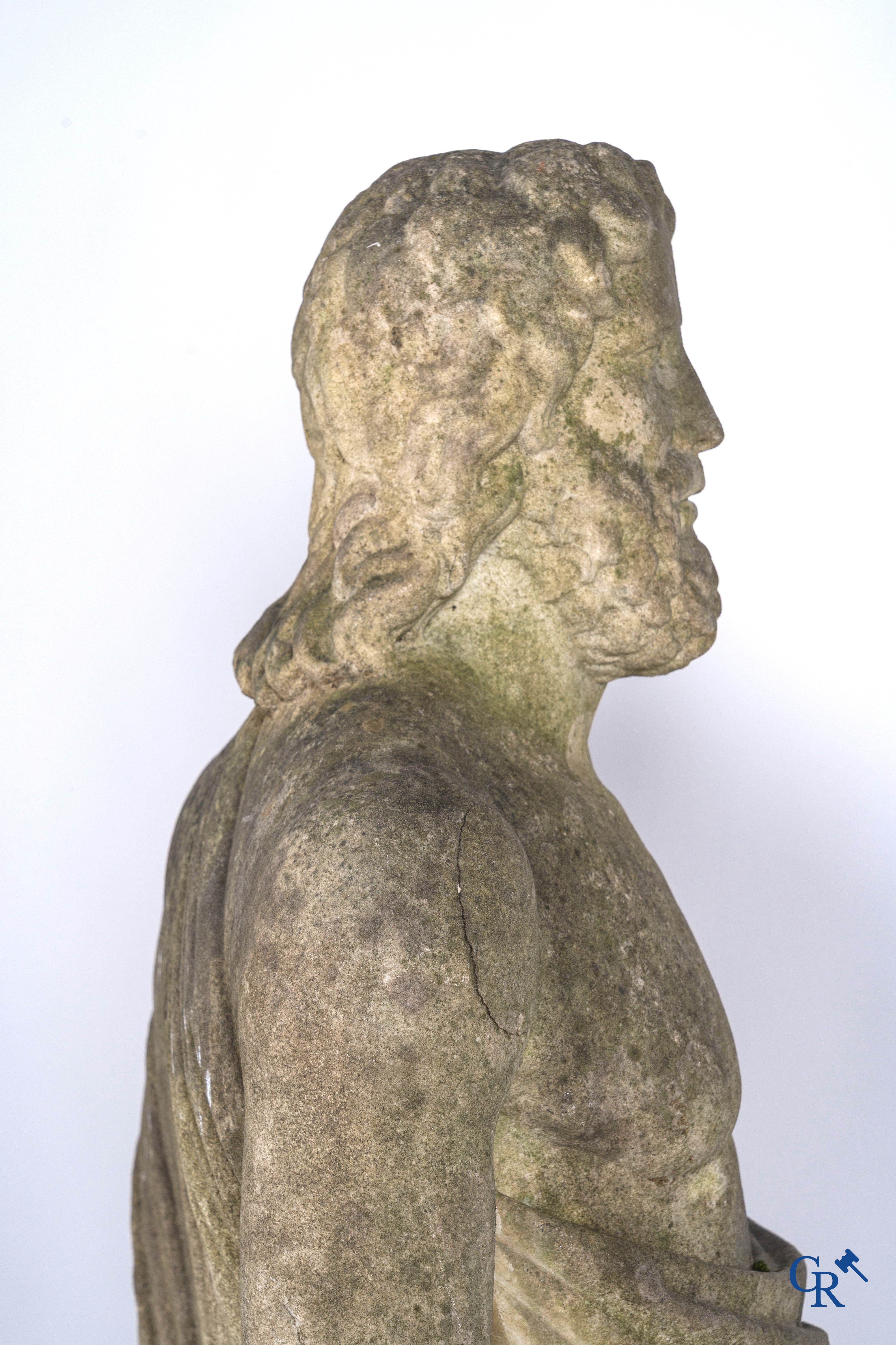 2 Imposante sculpturen in gebeeldhouwd marmer. De Romeinse godin Cerès en de Griekse god Asklepios. Circa 1700-1750.