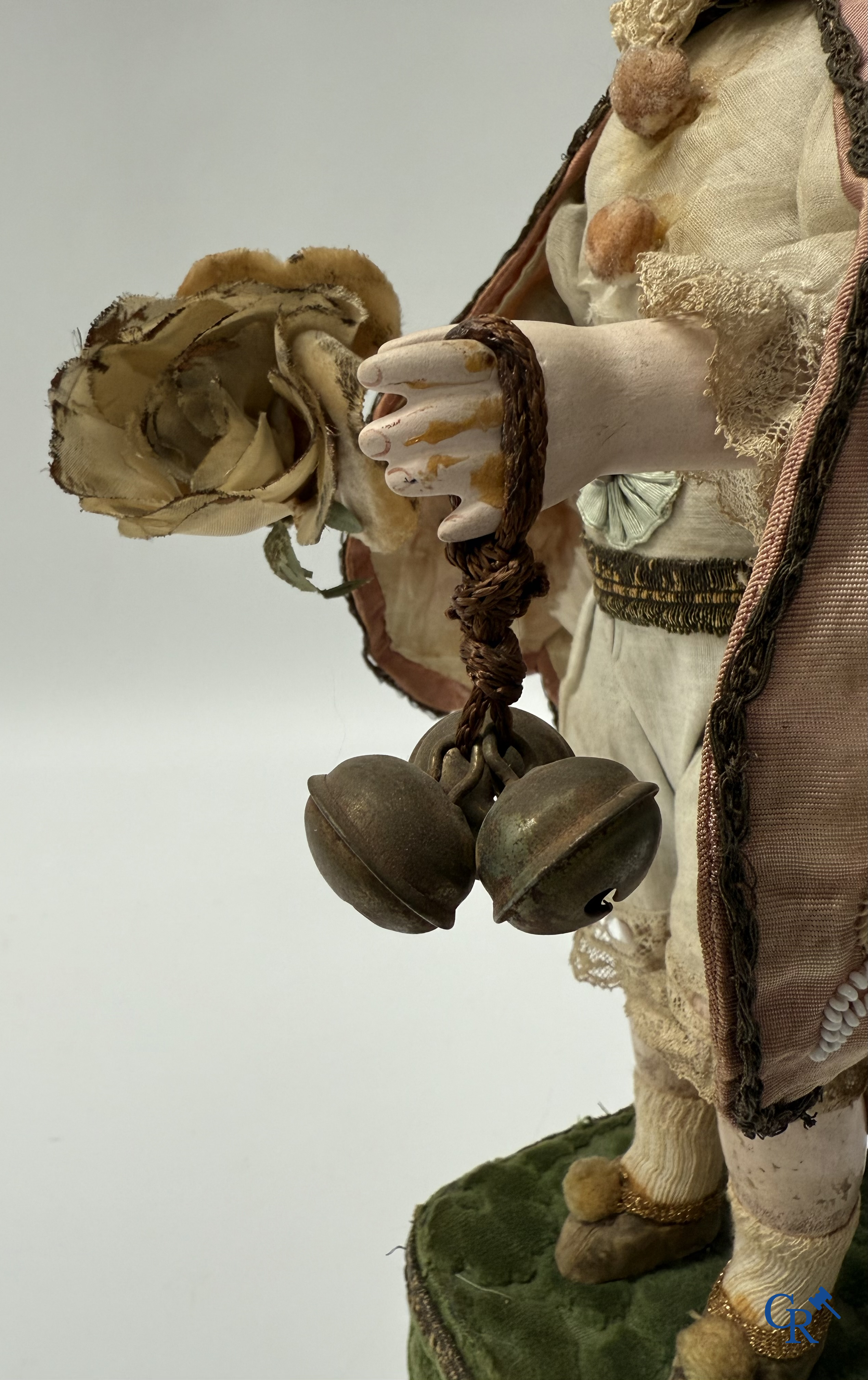 Lambert, Automaat. Clown met bewegingsmechanisme, muziek en porselein hoofd. Circa 1900.