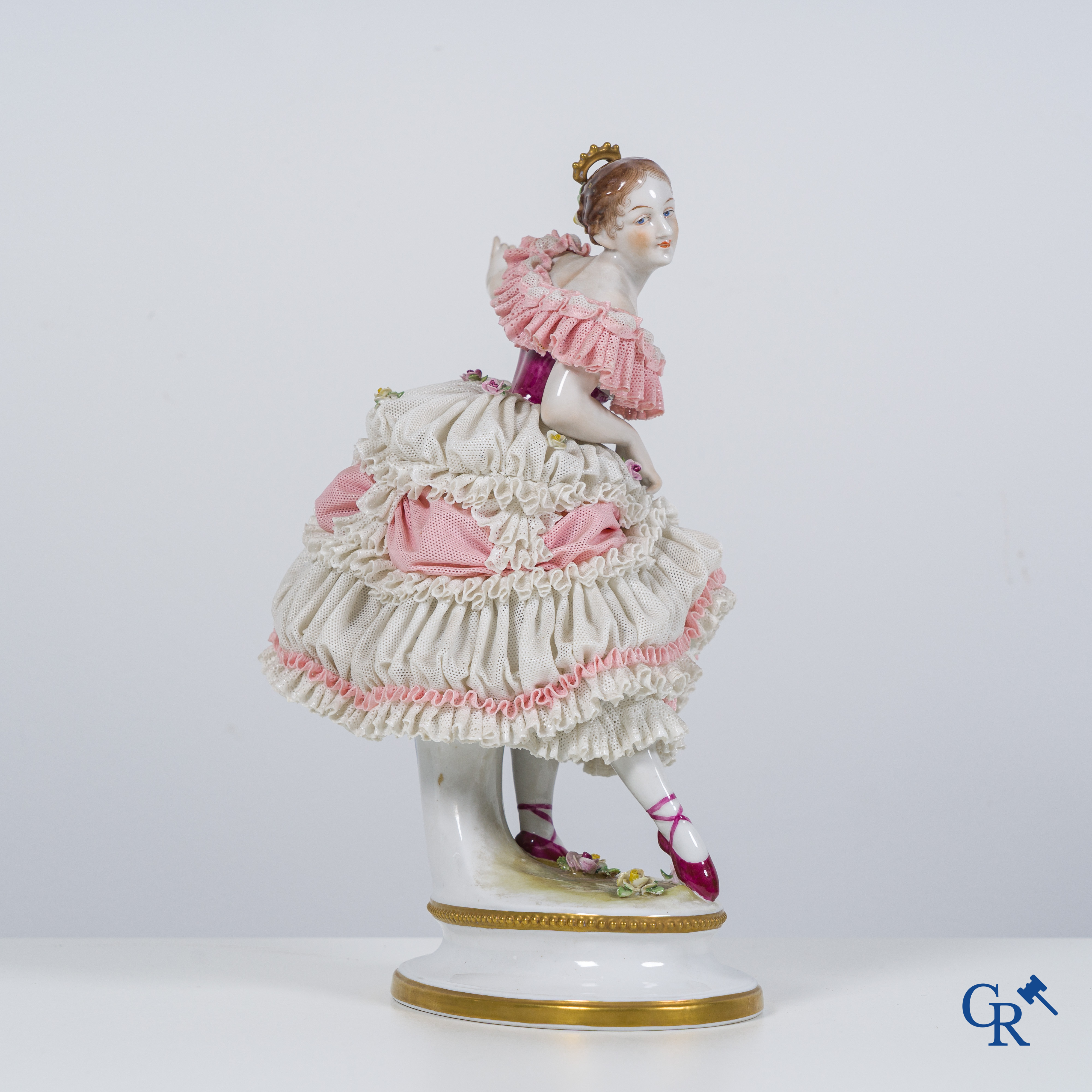 Volkstedt Rudolstadt: Large performance of a dancer in Art Deco style. Lace porcelain. Marked.