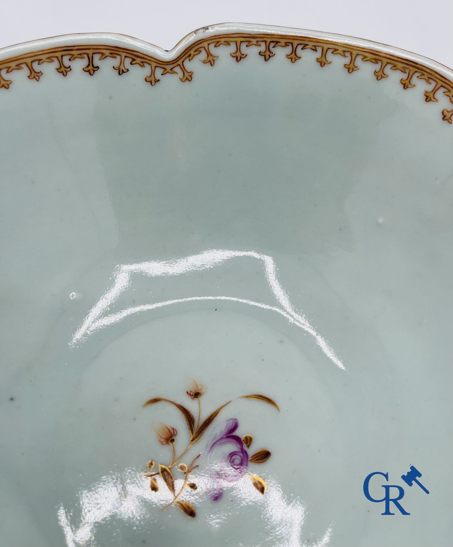 Asian Art: A Chinese famille rose bowl in export porcelain for the American market.