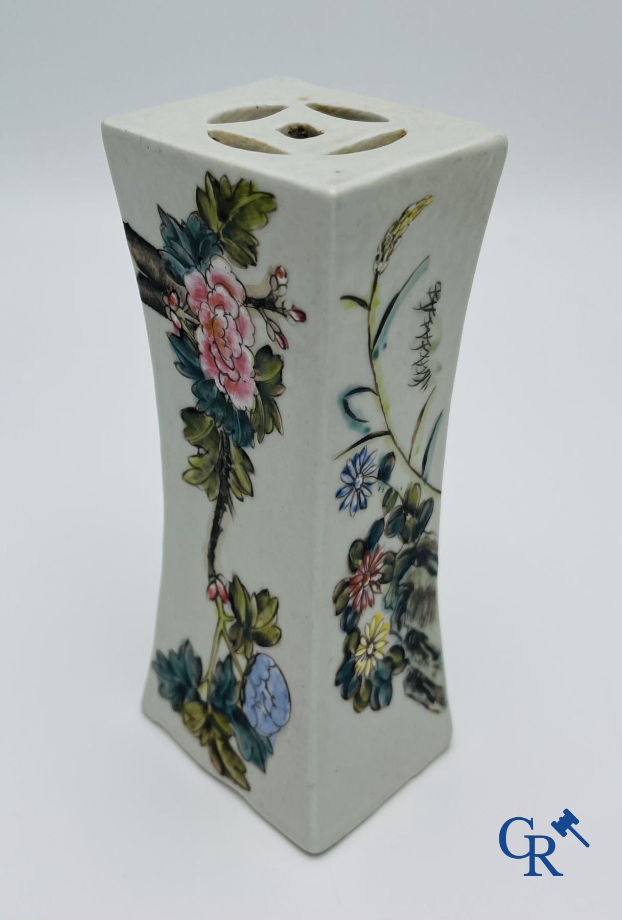 Art Asiatique: Belle ensemble de porcelaine de Chine.