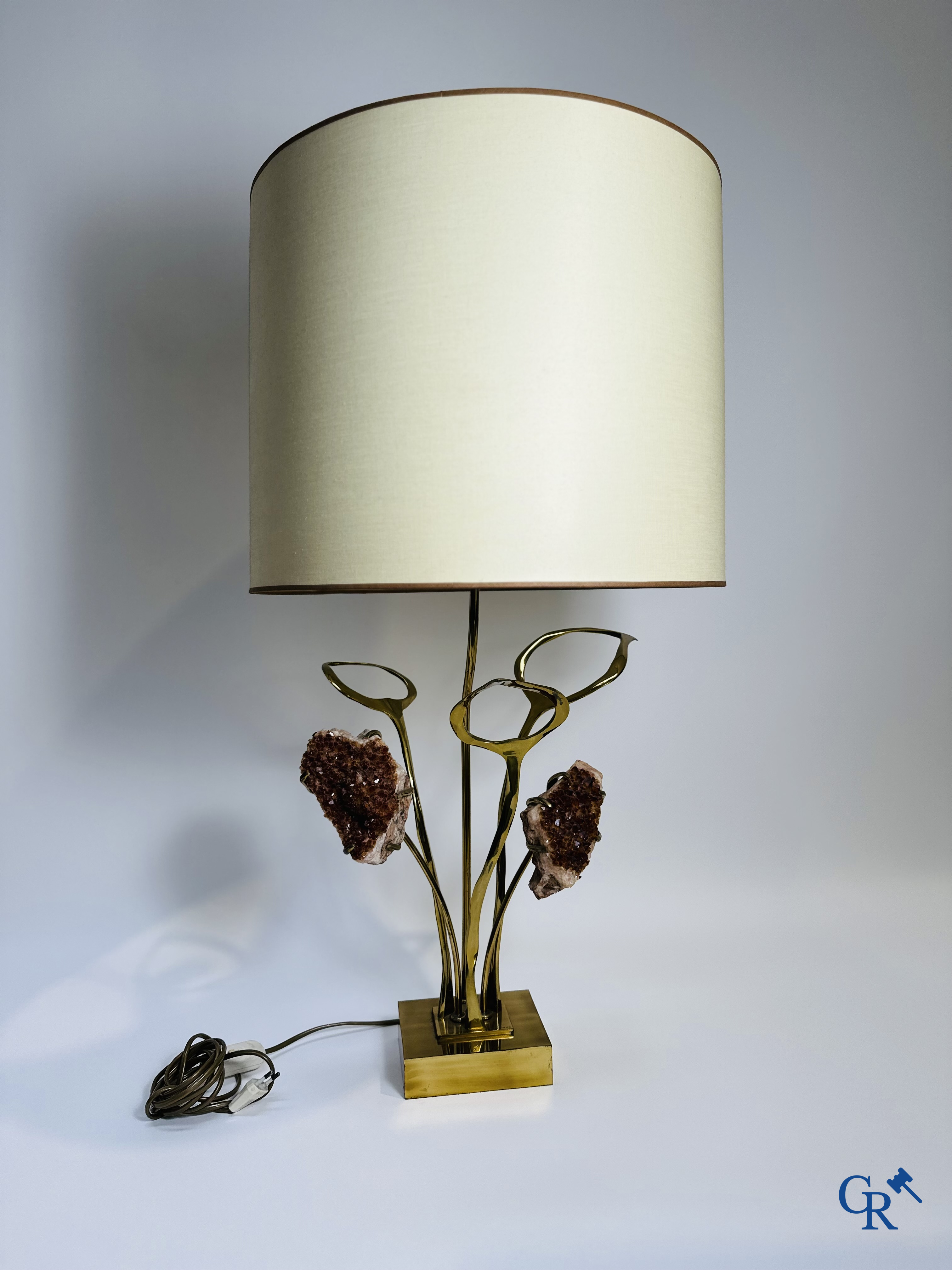 Willy Daro: Design lamp in bronze and amethyst. Signed.