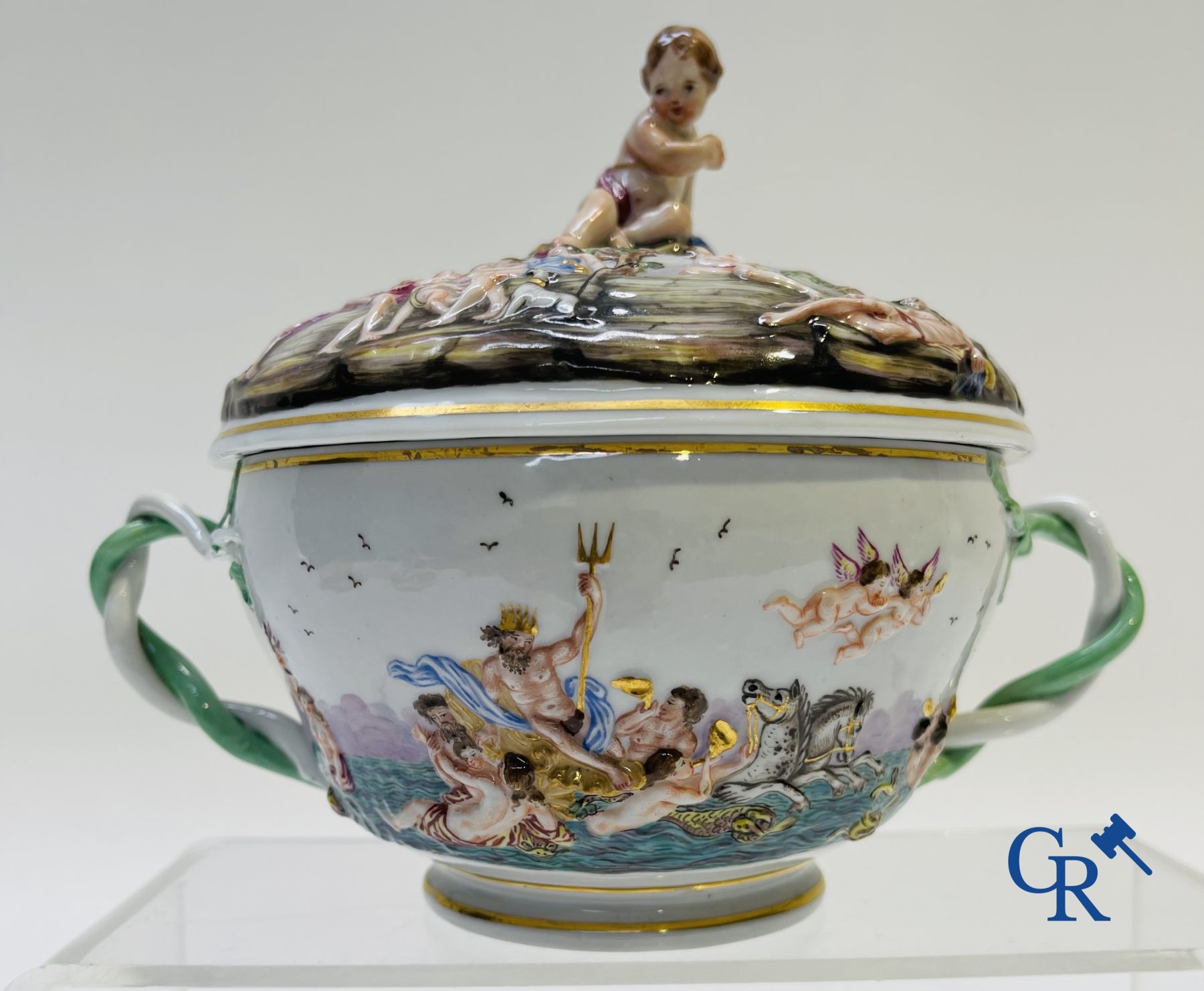 Porcelain: 2 pieces of fine porcelain with mythological scenes. 19th century.