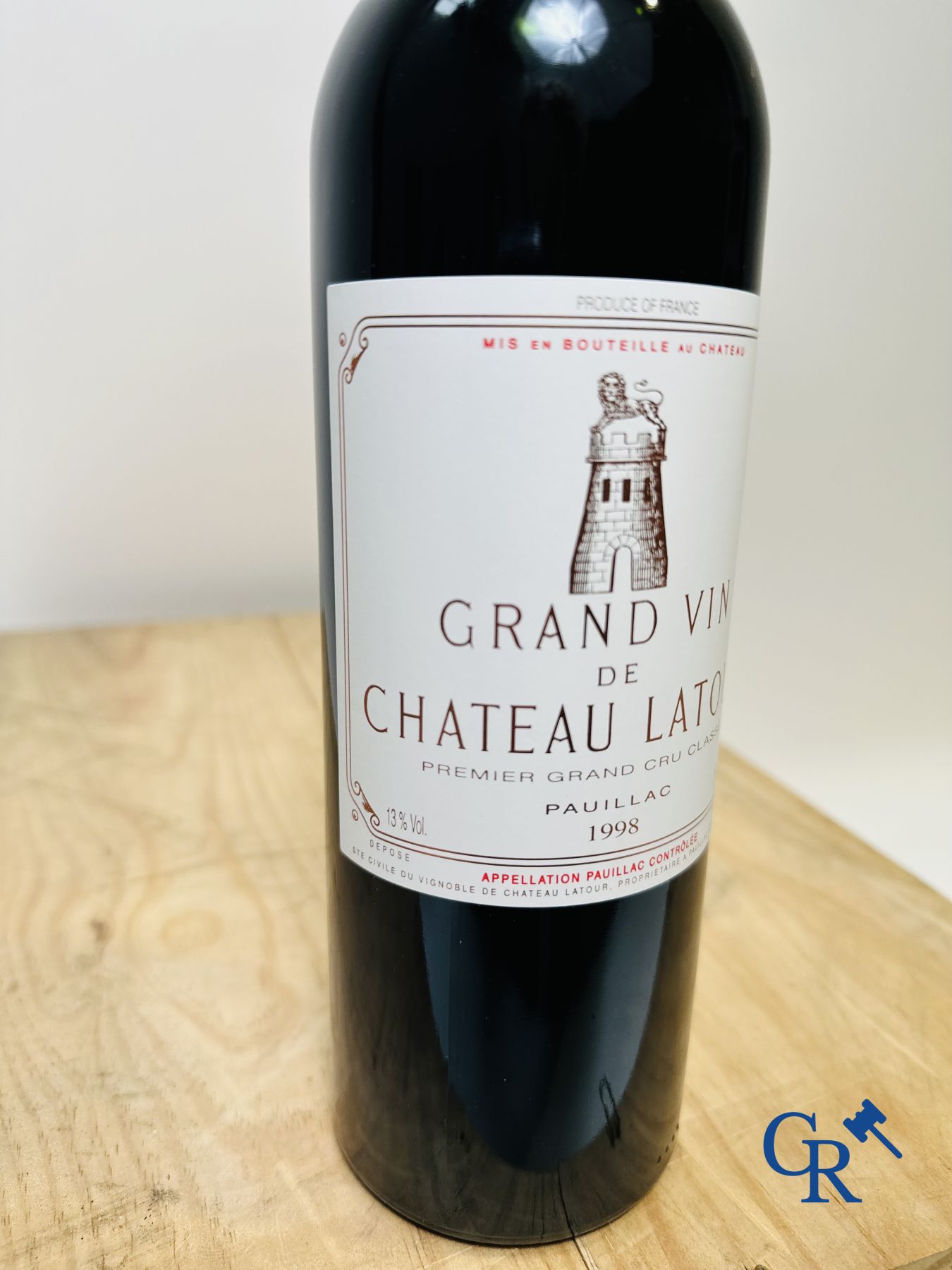 Wine - Bordeaux: Château Latour 1998, 0,75L. Rouge. 1er Grand Cru Classé. 12 bottles.