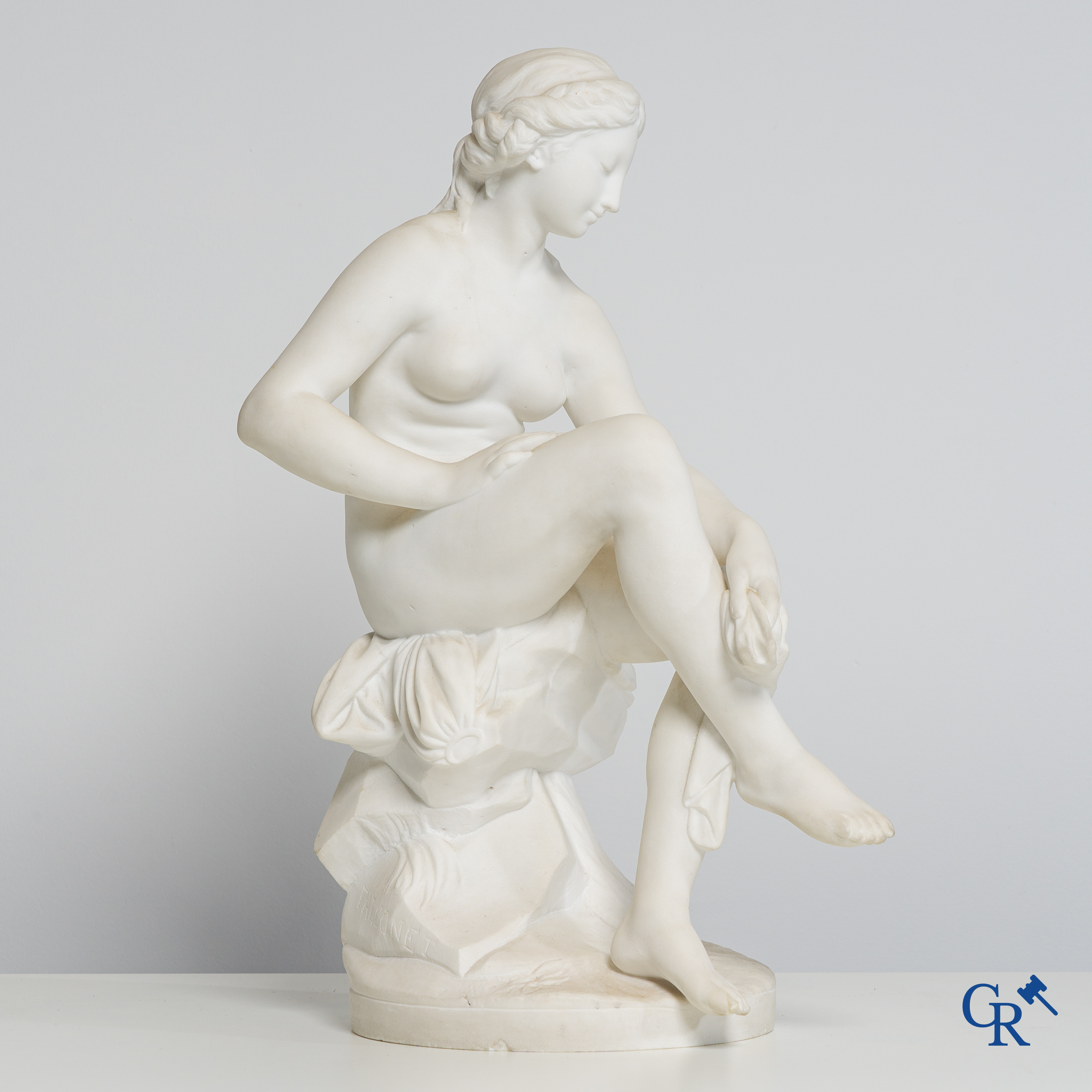 Falconet. Bathing Venus. Beautiful statue in Carrara marble after Etienne Maurice Falconet. Signed Falconet.