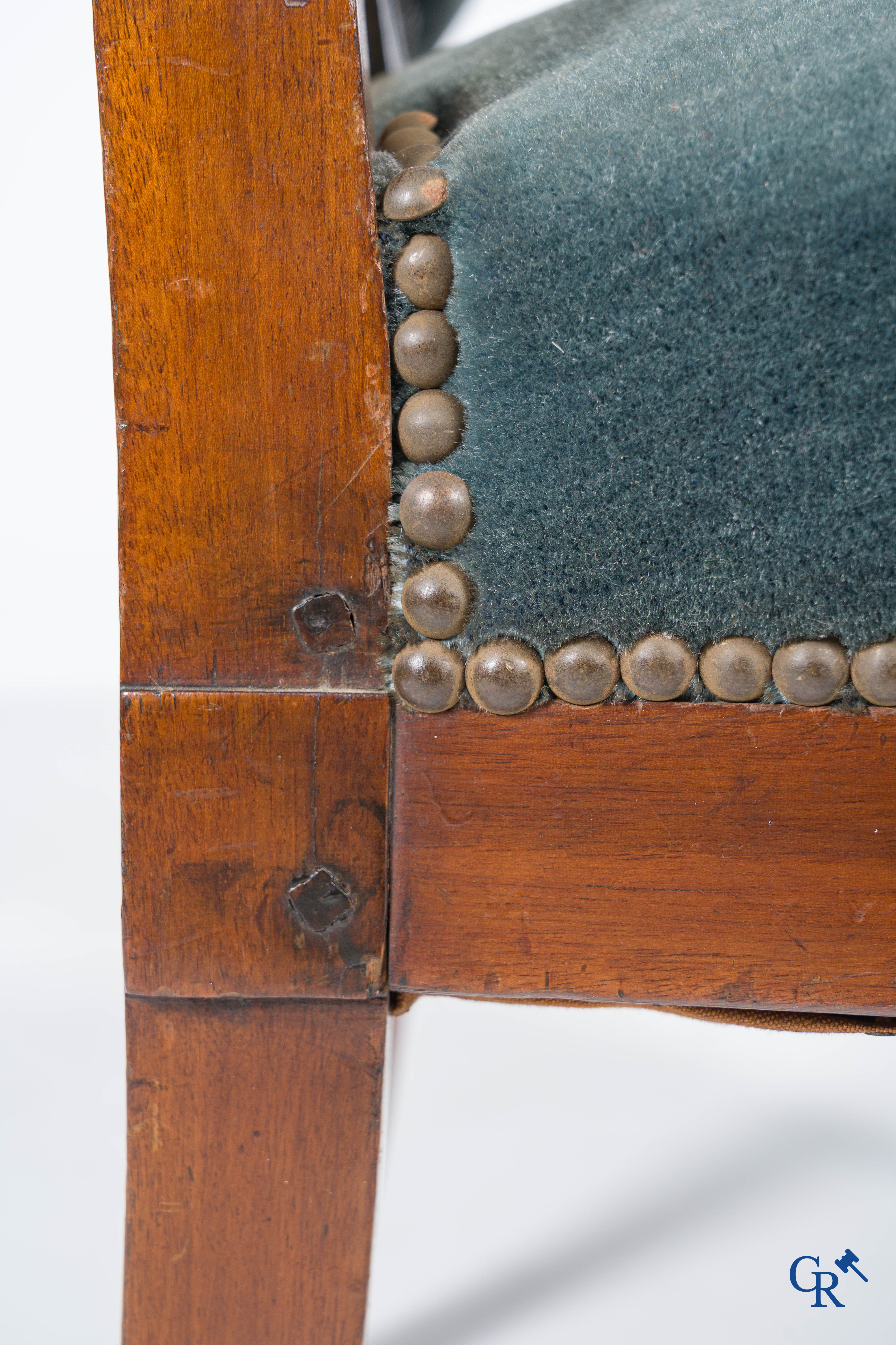 Empire. Een bureaustoel in mahonie hout, Retour d'Egypte-stijl. Empire periode, circa 1815.