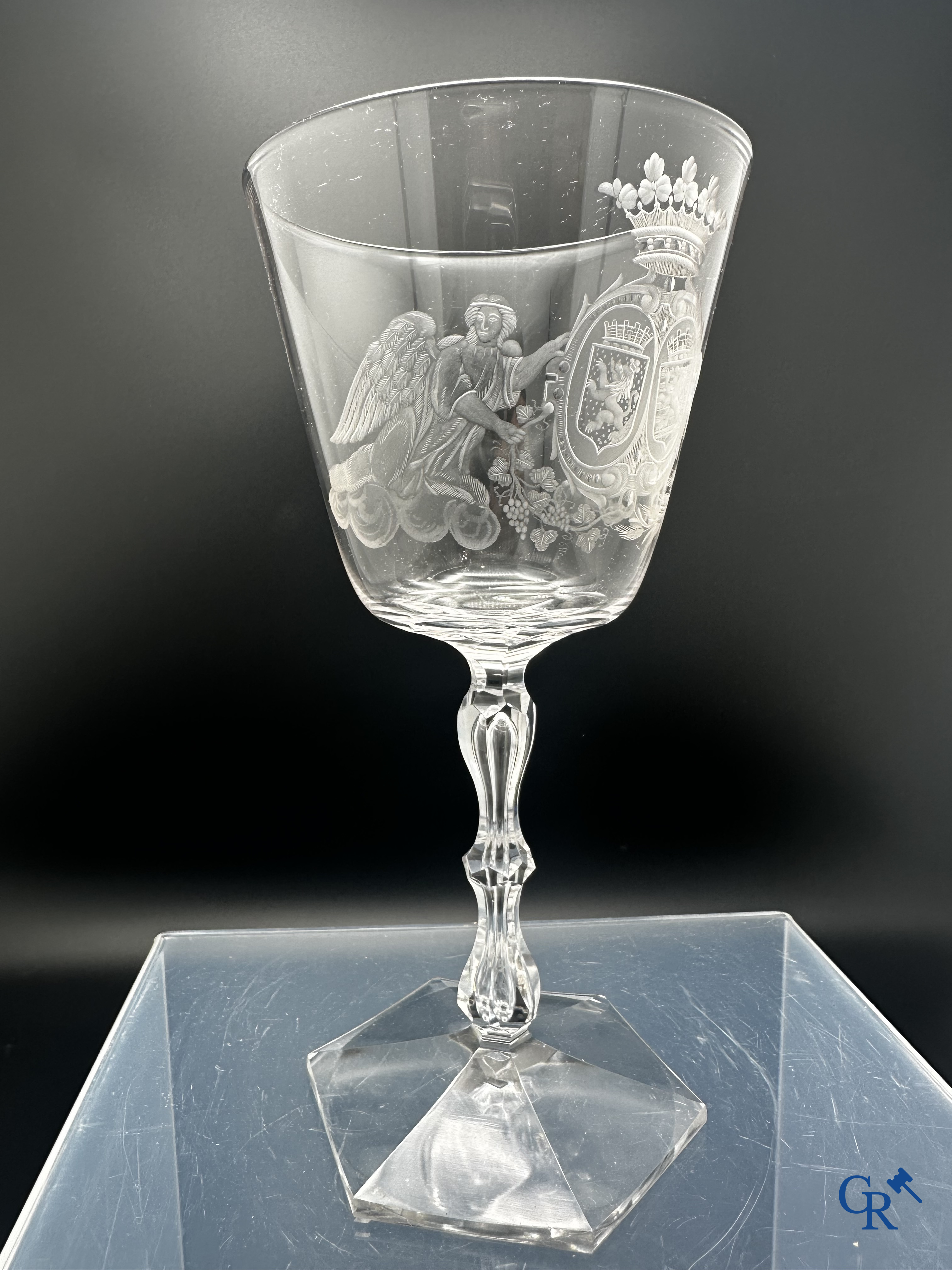 Val Saint Lambert: Exceptional wine glass in white crystal.