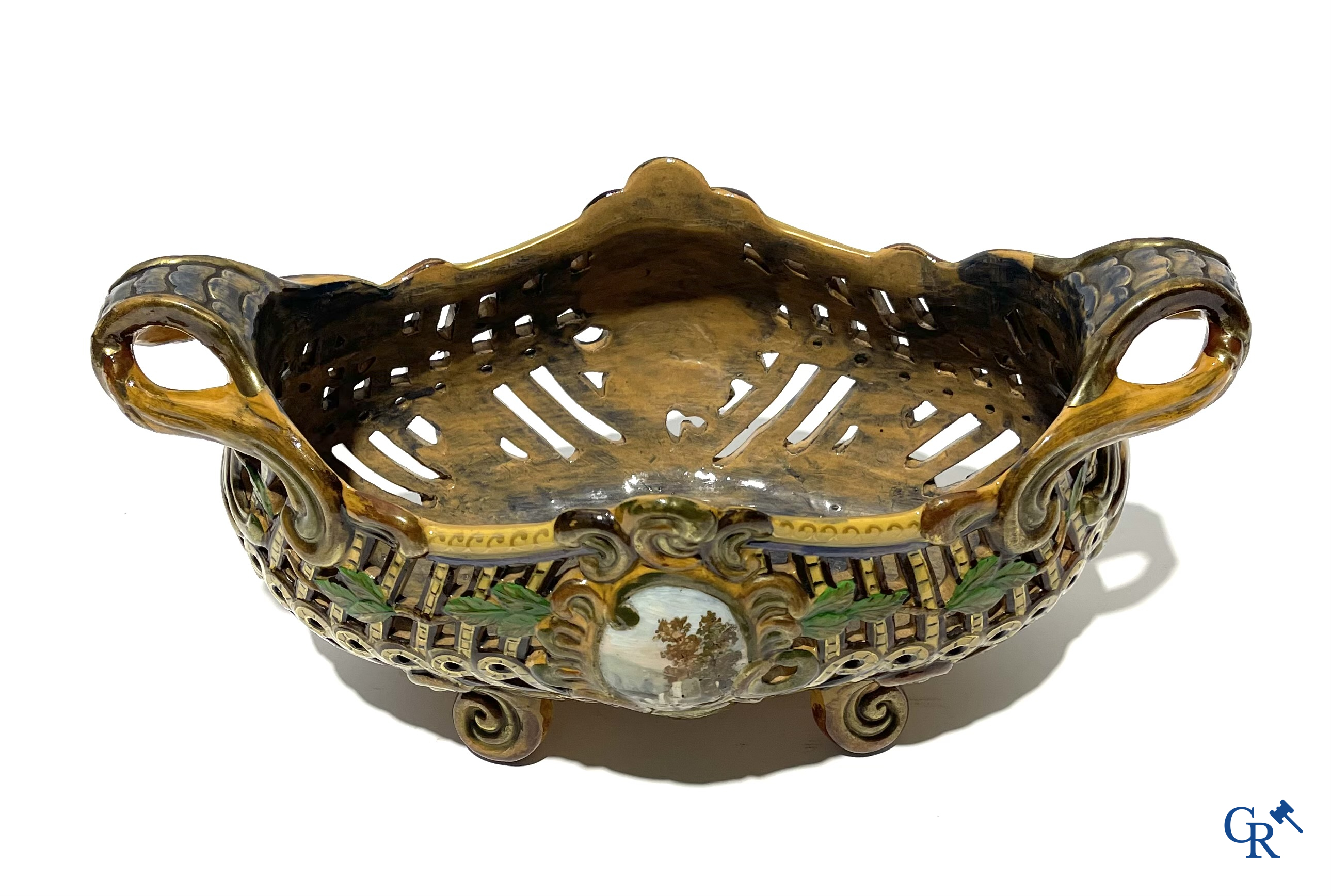 Emile Gallé Nancy, groot tafelmiddenstuk in geëmailleerde faience. Gesigneerd Gallé Nancy deposé.