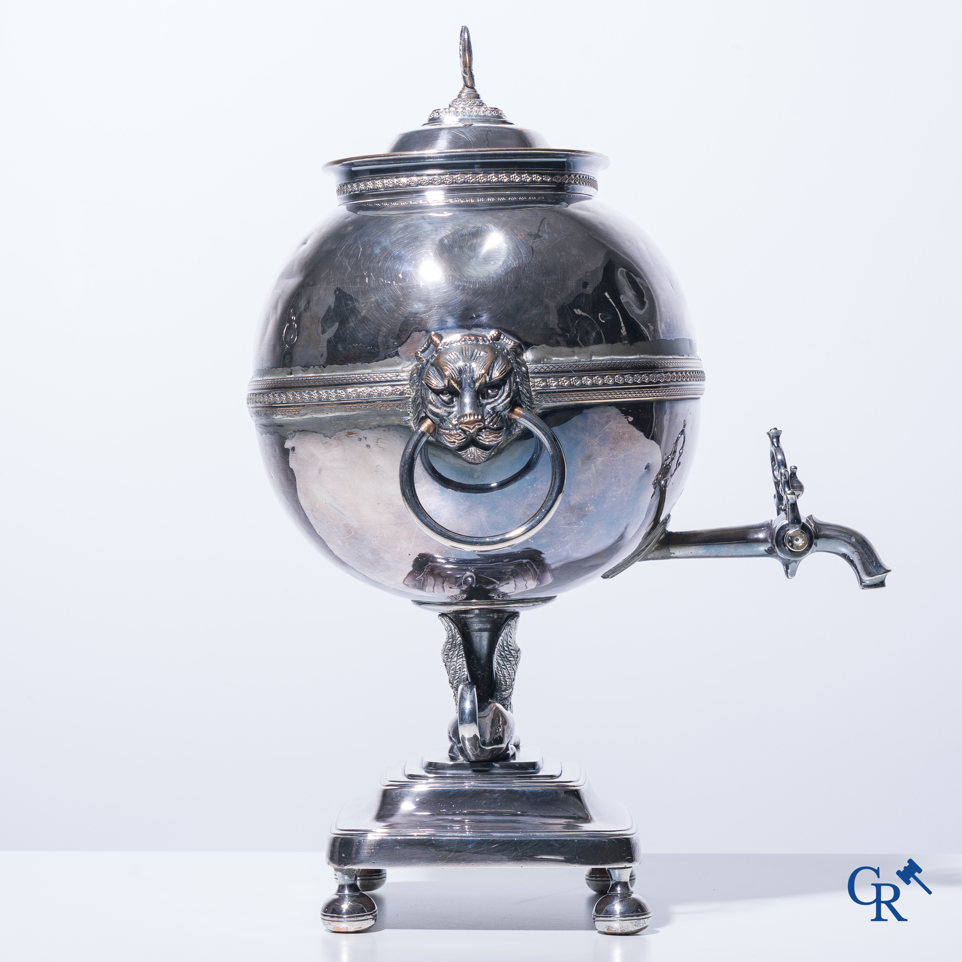 A silver-plated hot water urn. England, 18th-19th century.