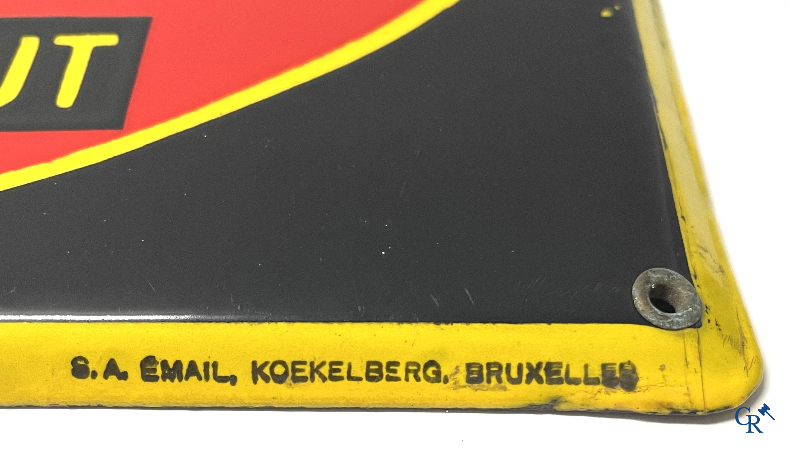 Plaque emaillée publicitaire pour les bières d'Omer Vanderghinste à Courtrai. Bock-Triple-Stout. Emaillerie Koekelberg 1933.