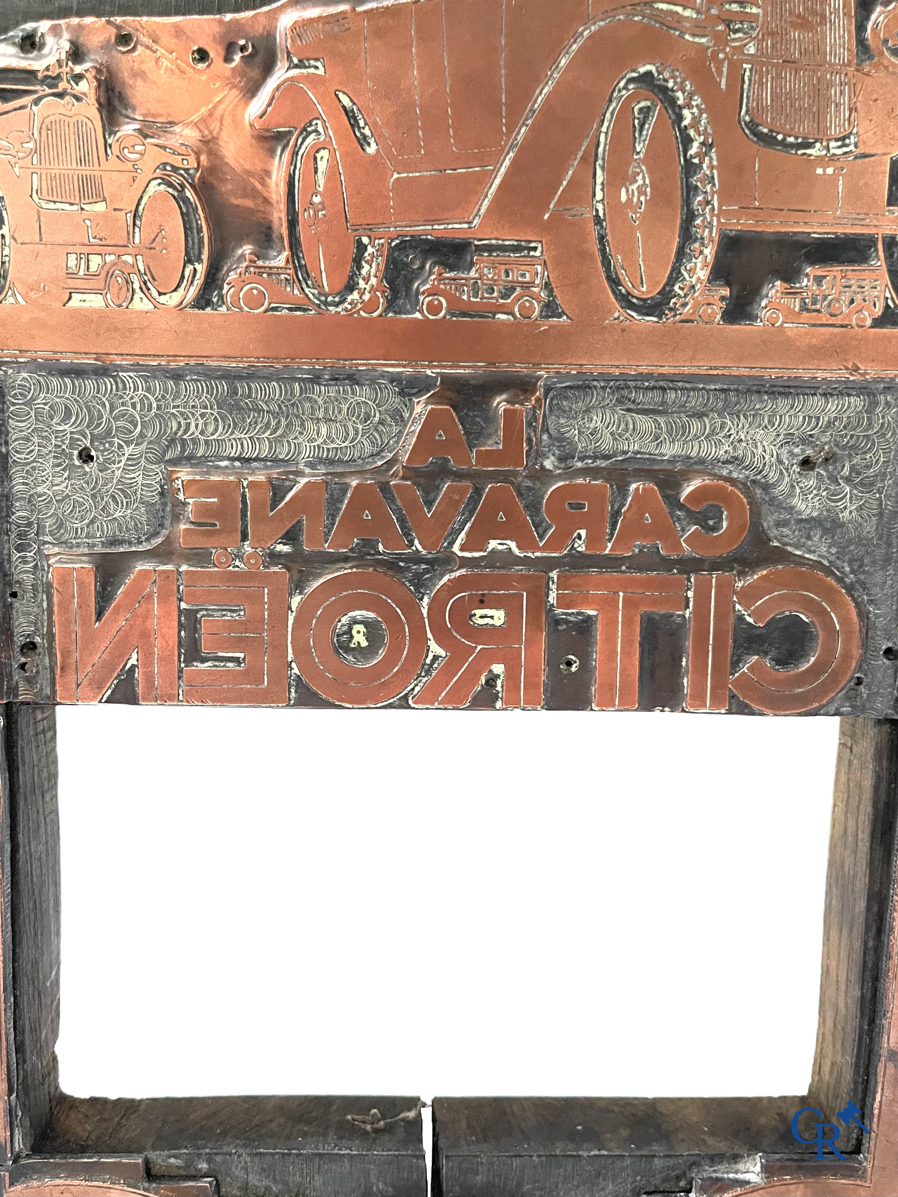 La Caravanne Citroën. Een etsplaat voor de expedities van de jaren '20 en '30 georganiseerd door André Citroën.