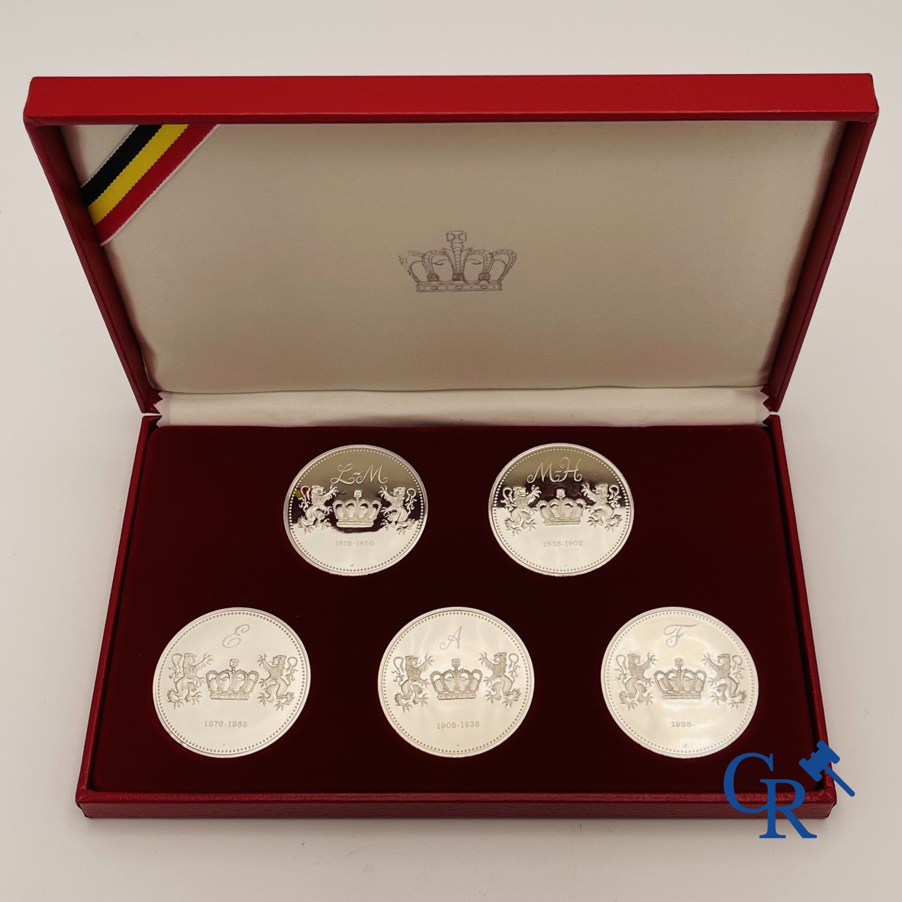 Sterling silver: Commemorative medals: 10 Portrait tokens of the kings and queens of Belgium.