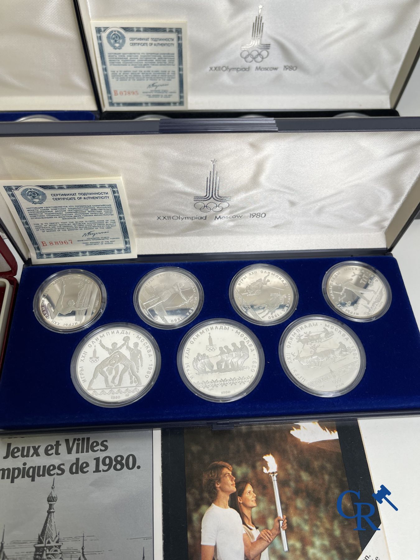 Pièces de monnaie en argent. 6 boîtes de 34 roubles en argent. "Monnaie Olympique Moscou 1980"