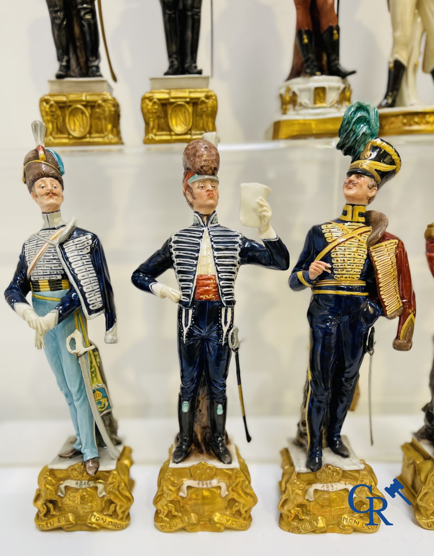 Europees porselein: Lot van 10 porseleinen figuren uit de Napoleontische tijd.