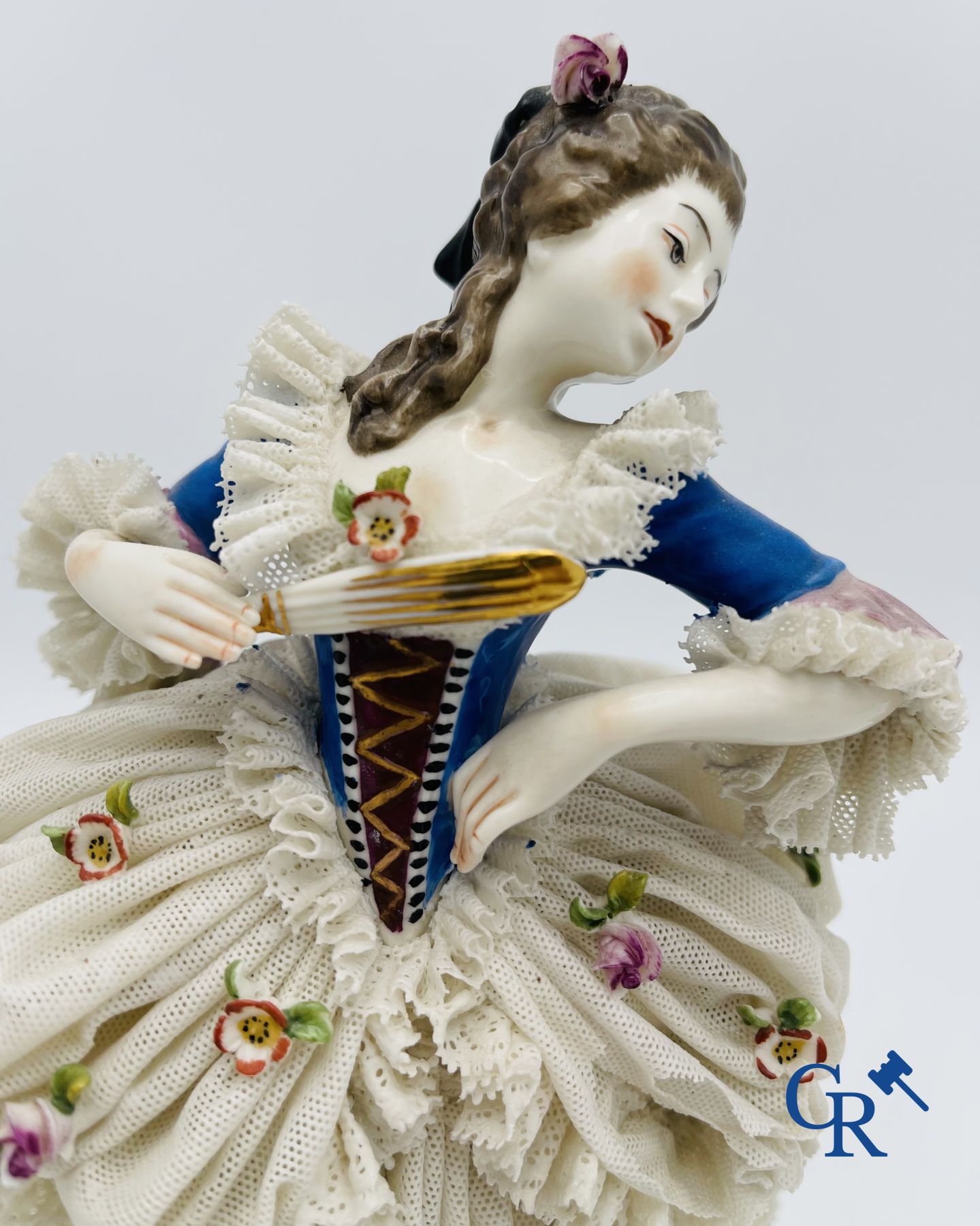 Volkstedt Rudolstadt: 3 danseuses en porcelaine fine, lace porcelain.