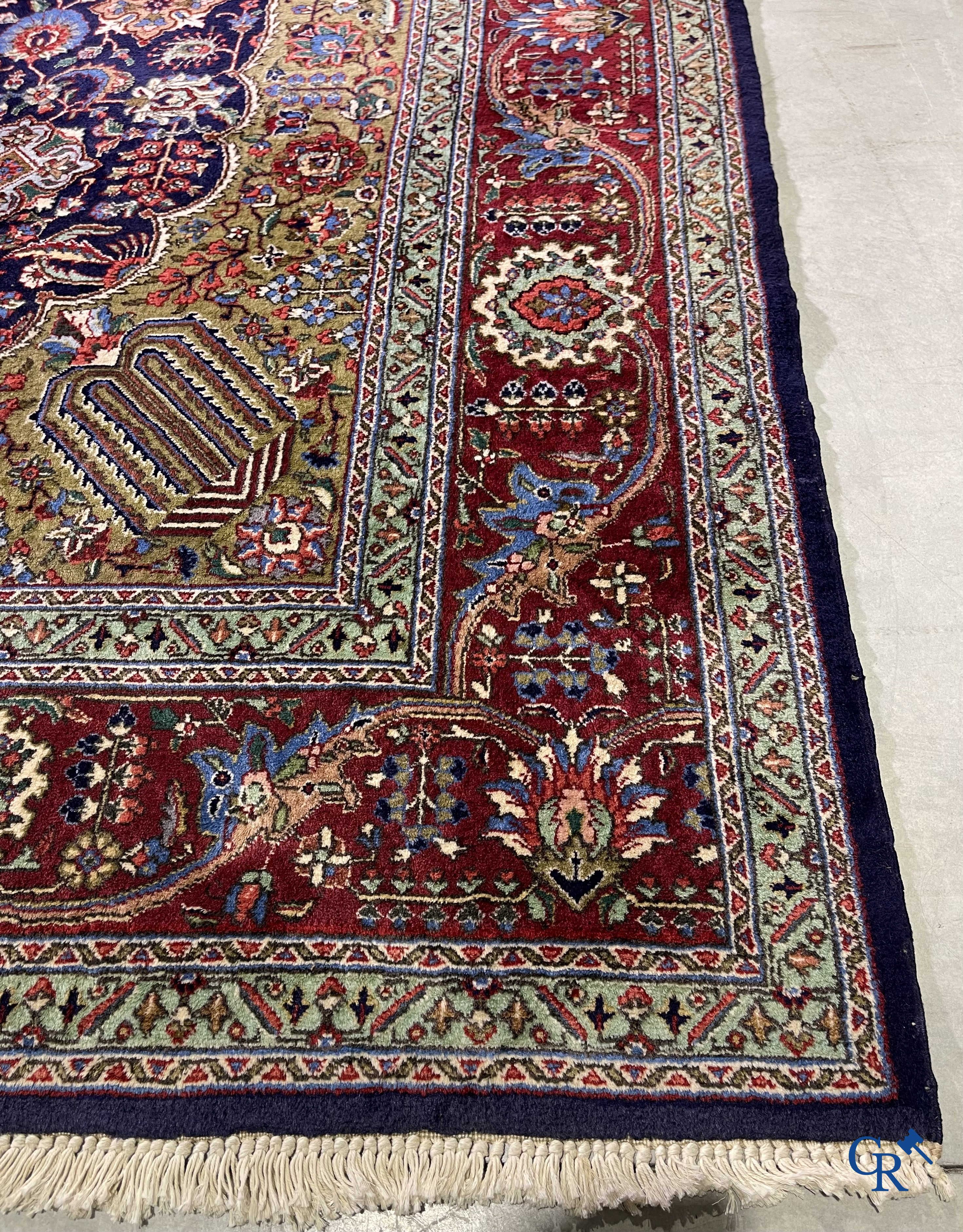 Tapis d'Orient: Tabriz Iran, tapis perse. Grand tapis noué à la main.