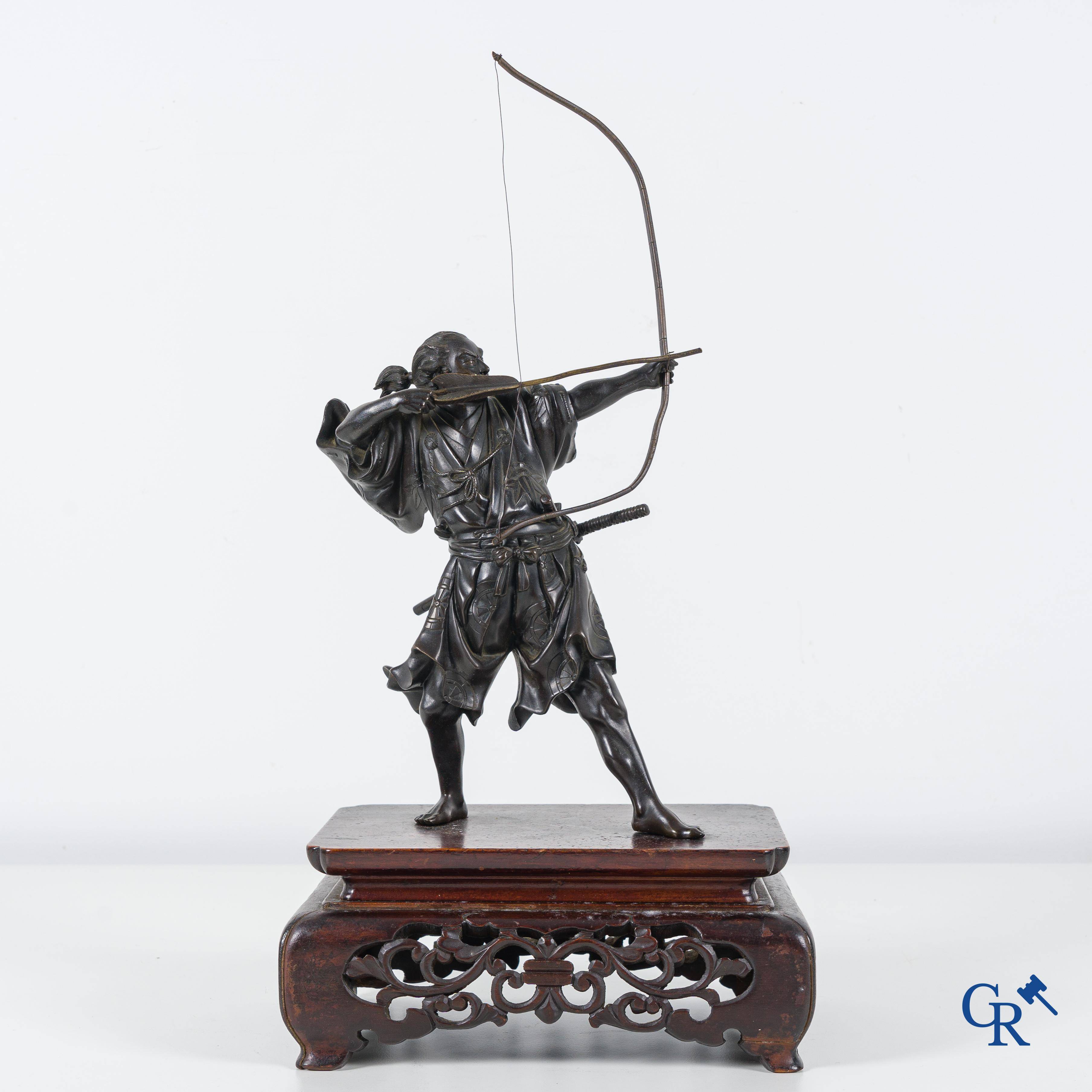 Asian Art, Japanese art, a bronze representation of a Samurai archer. Signed. Meiji period.